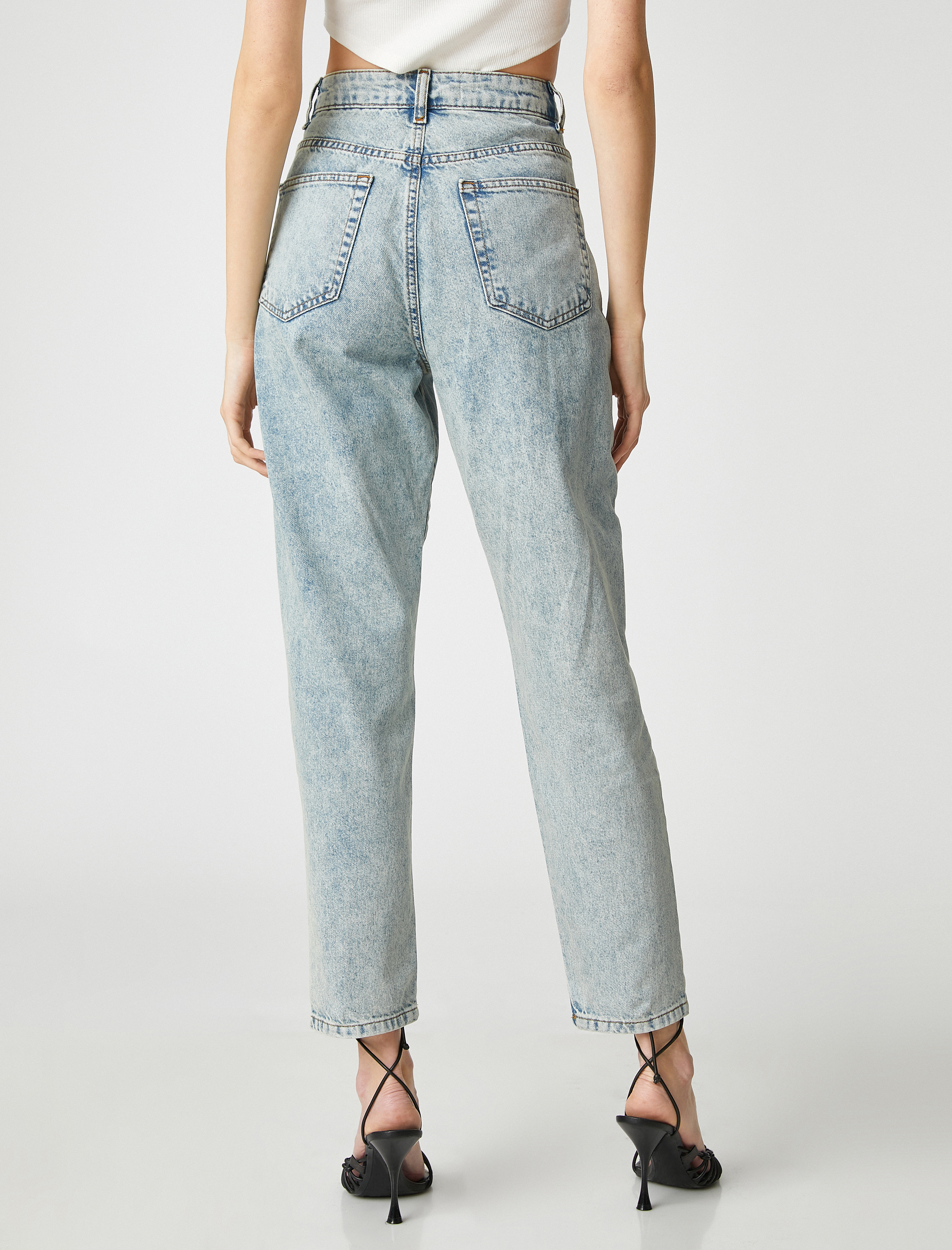  Yüksek Bel Kot Pantolon Rahat Kesim Hafif Dar Paça - Mom Jeans