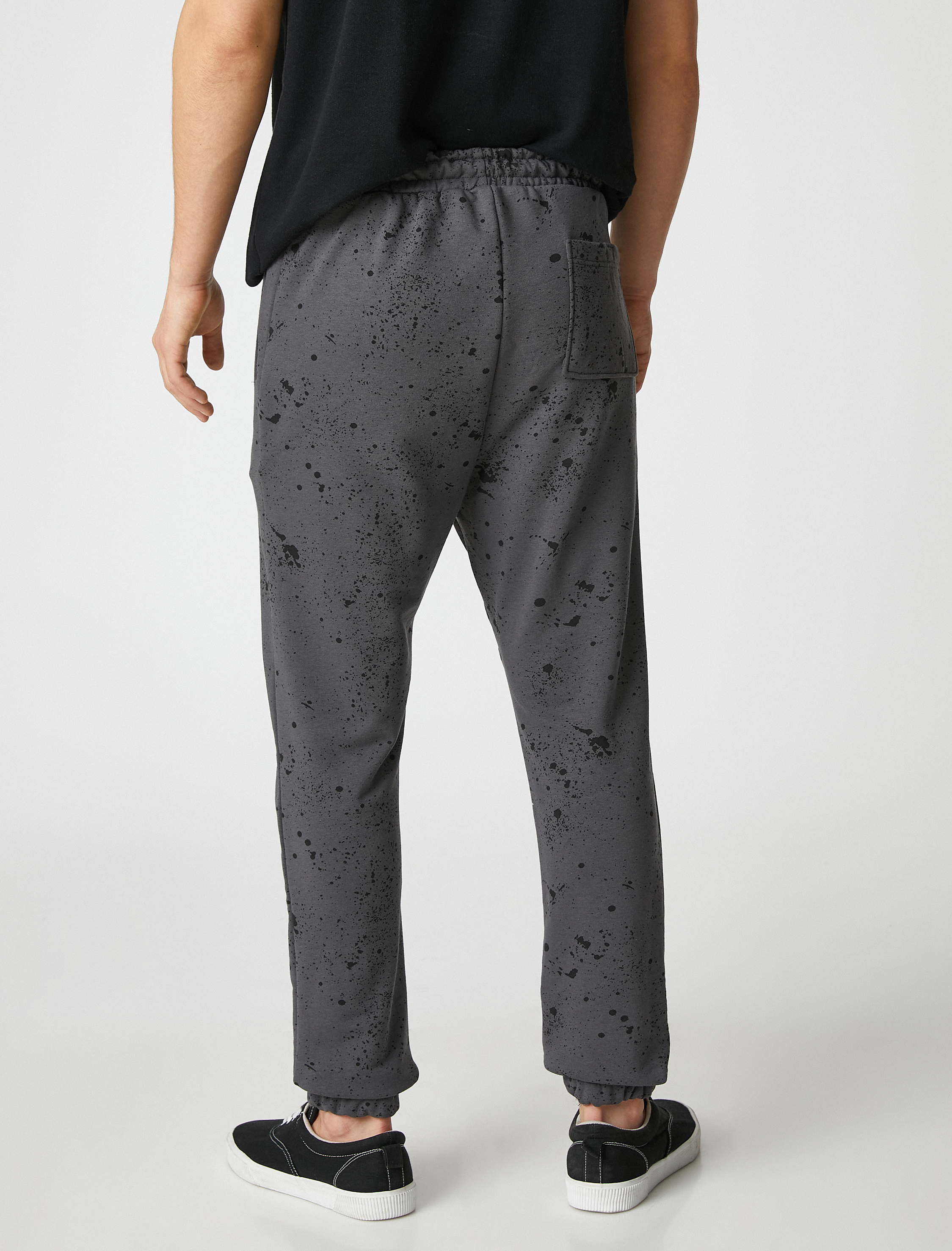   Jogger Eşofman Altı Kuru Kafa Baskılı Beli Bağcıklı Cepli Şardonlu