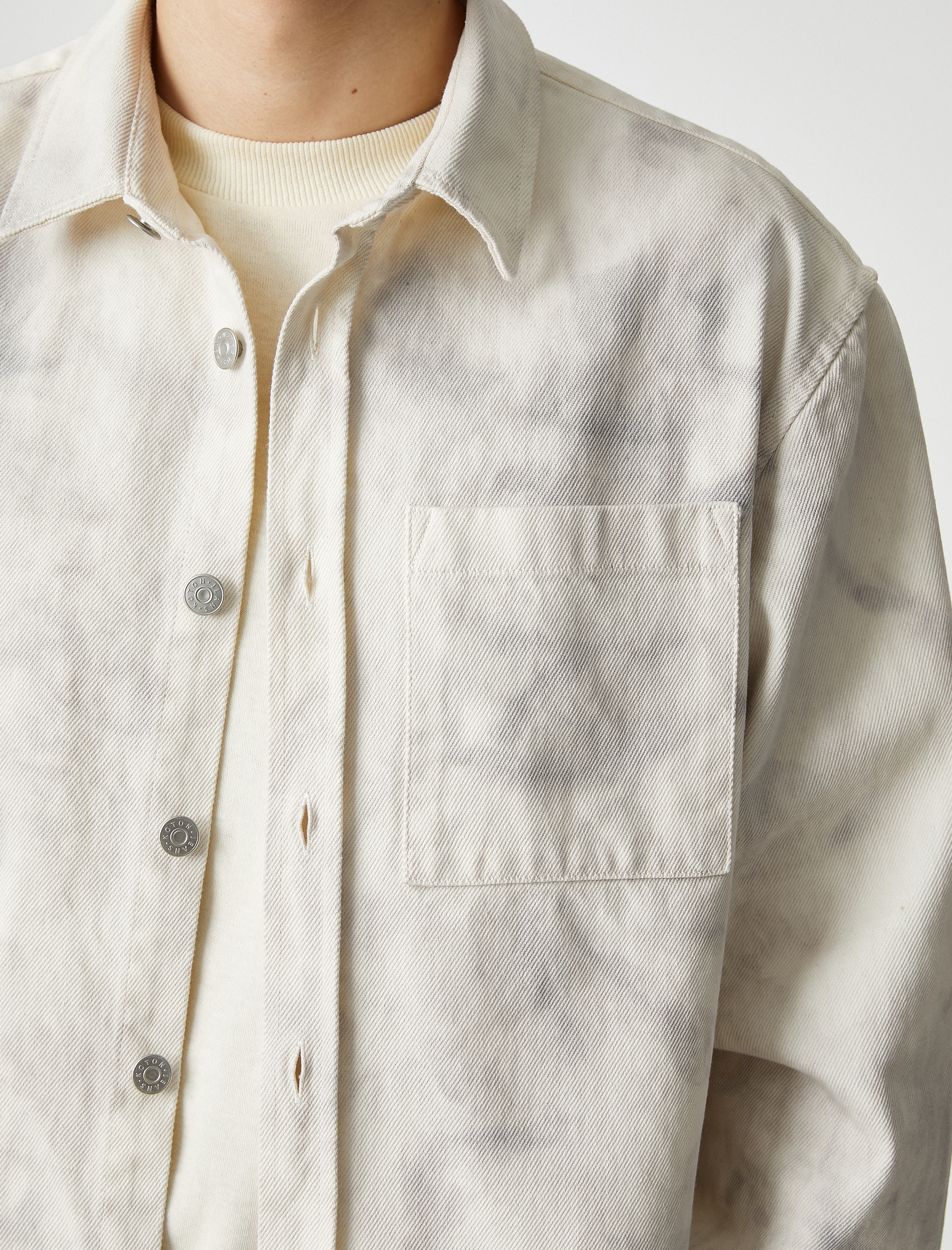   Kışlık Gömlek Kanvas Soyut Baskılı Cep Detaylı Klasik Yaka Düğmeli