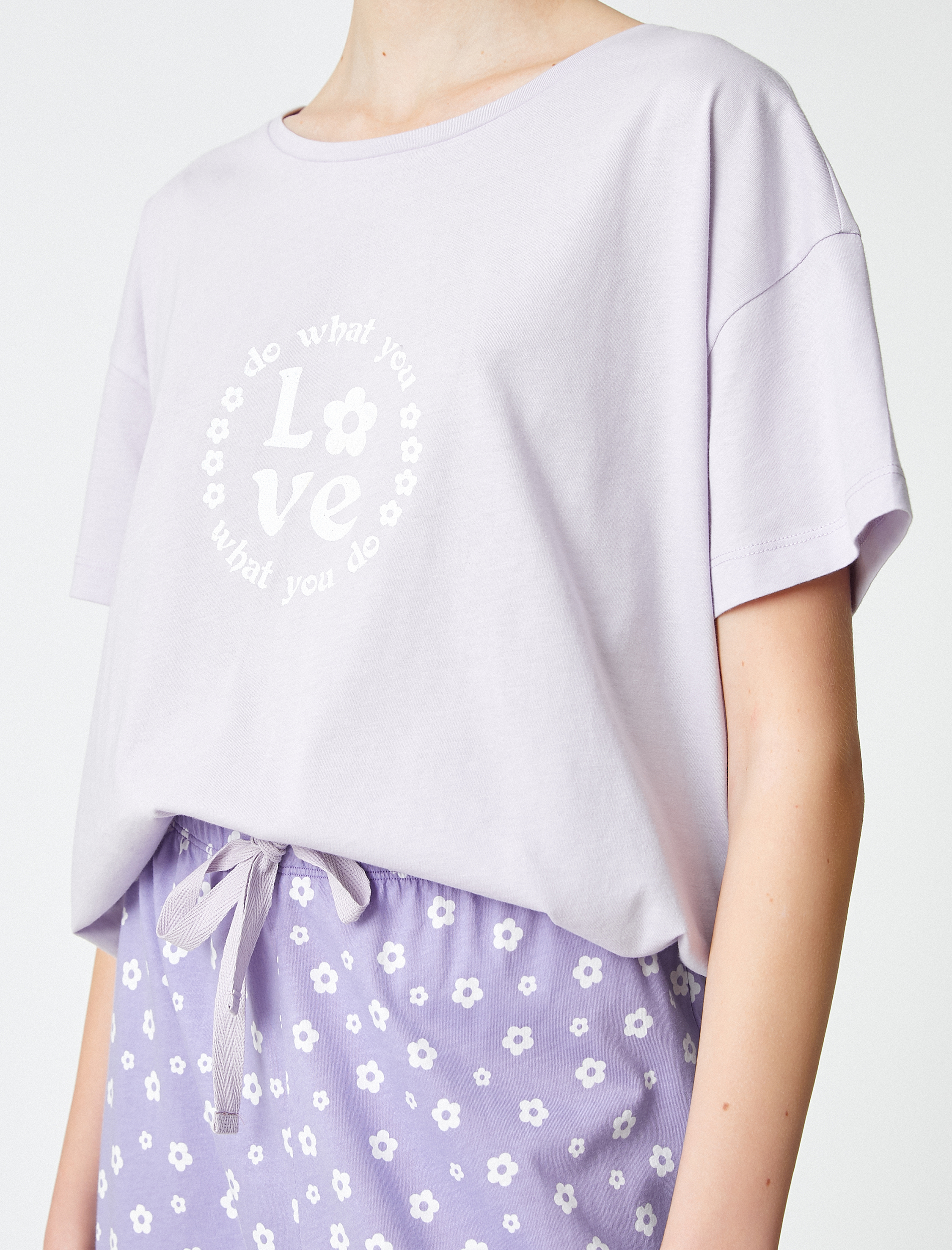   Pamuklu Pijama Takımı Kısa Kollu Baskılı Çiçekli Bisiklet Yaka