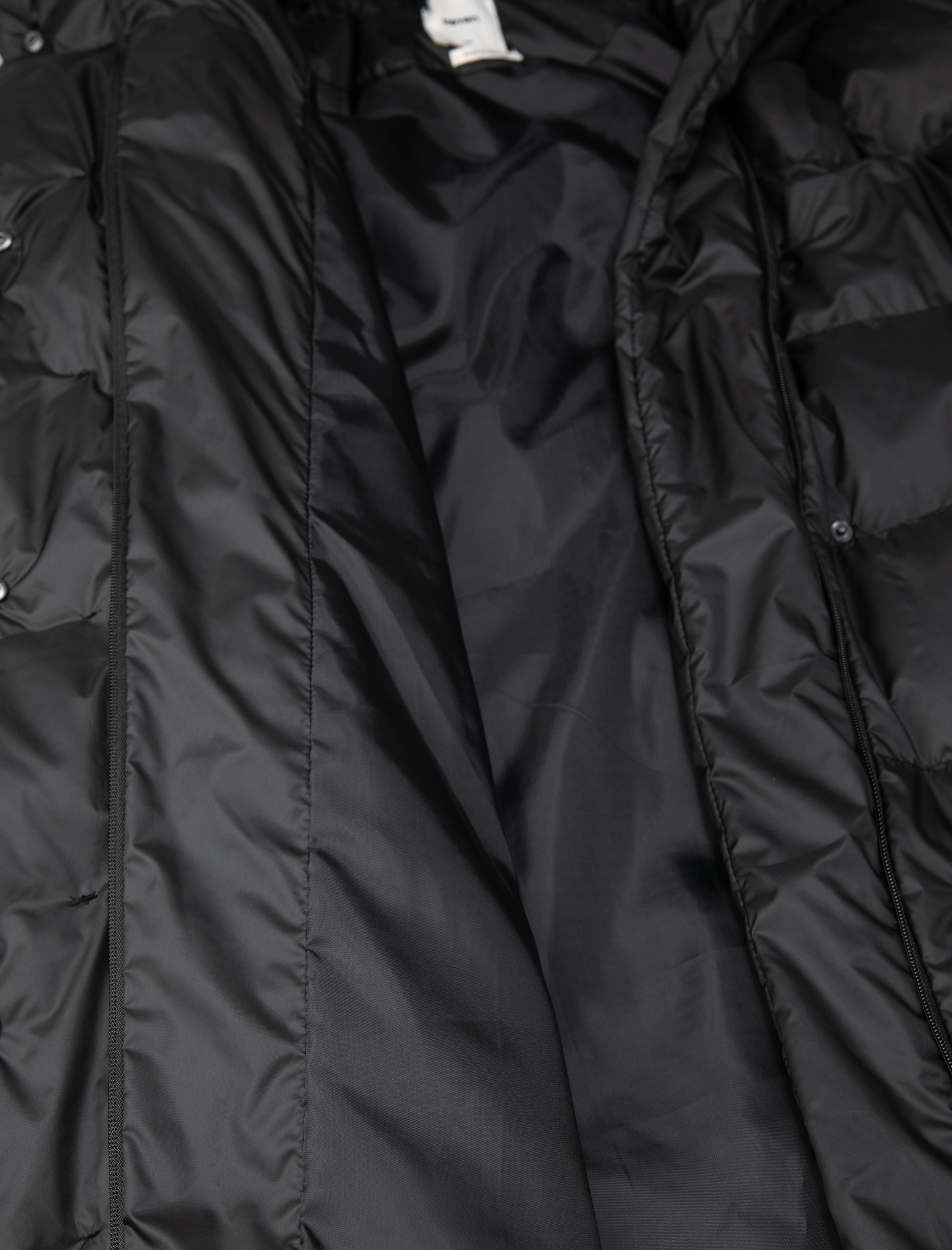   Uzun Şişme Mont Kapüşonlu Çıtçıtlı Fermuarlı