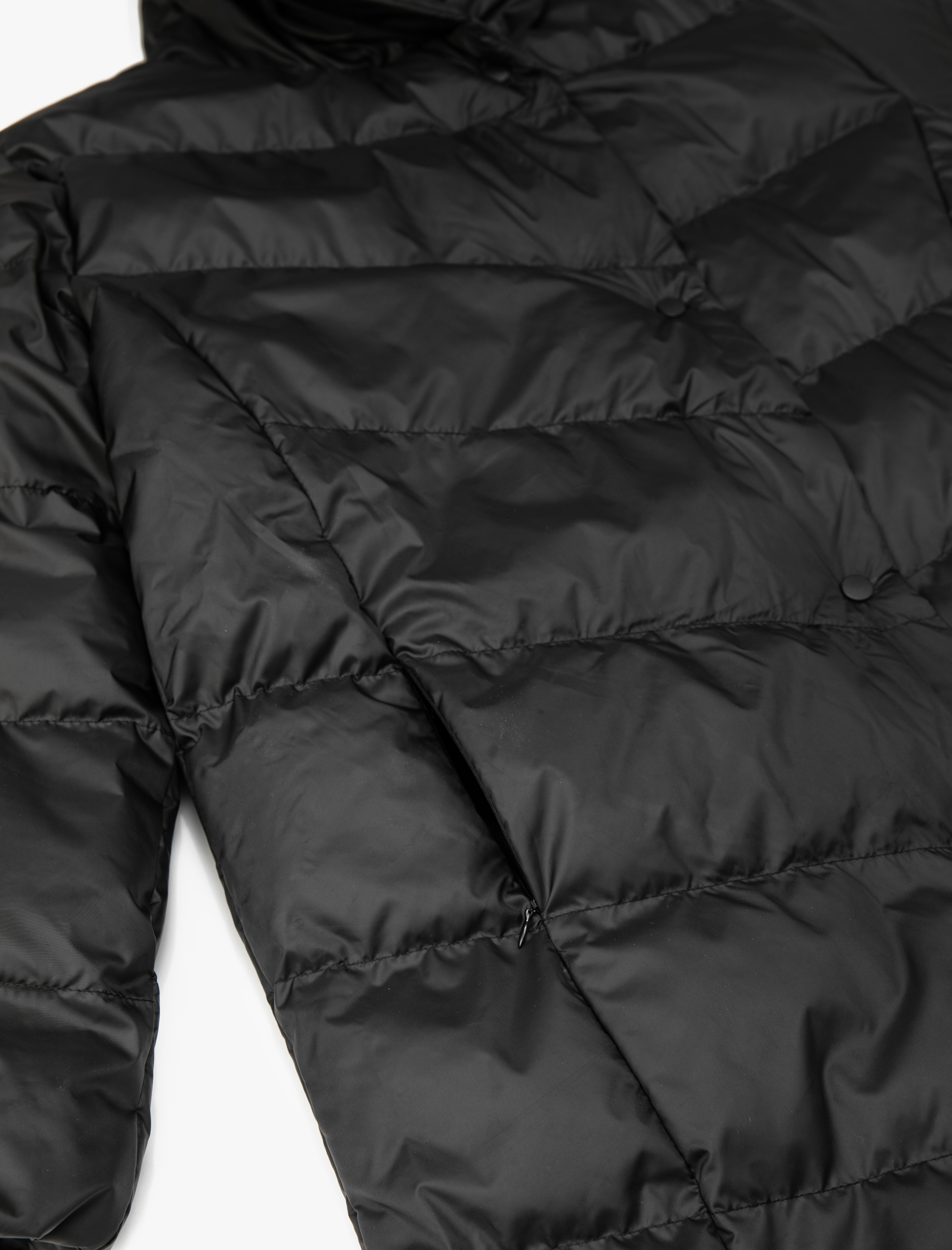   Uzun Şişme Mont Kapüşonlu Çıtçıtlı Fermuarlı