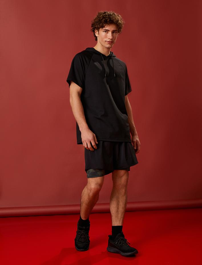  Kapşonlu Spor Tişört