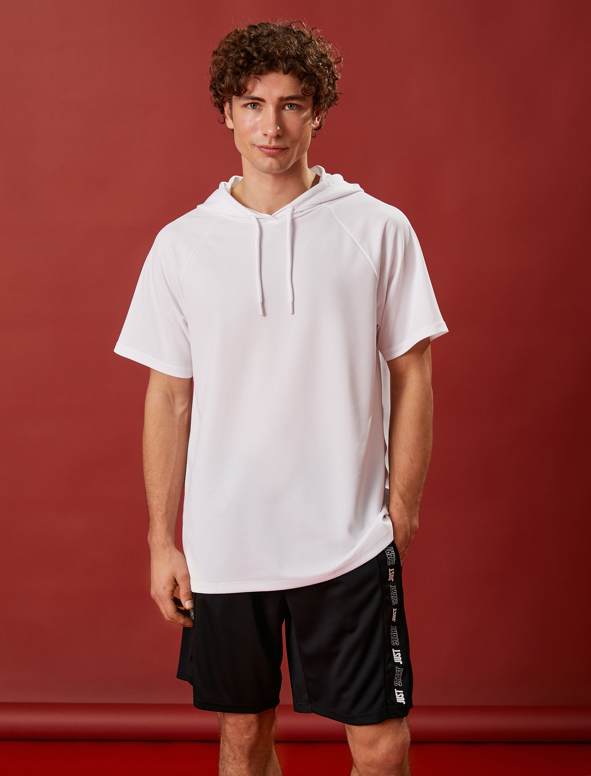   Kapşonlu Spor Tişört