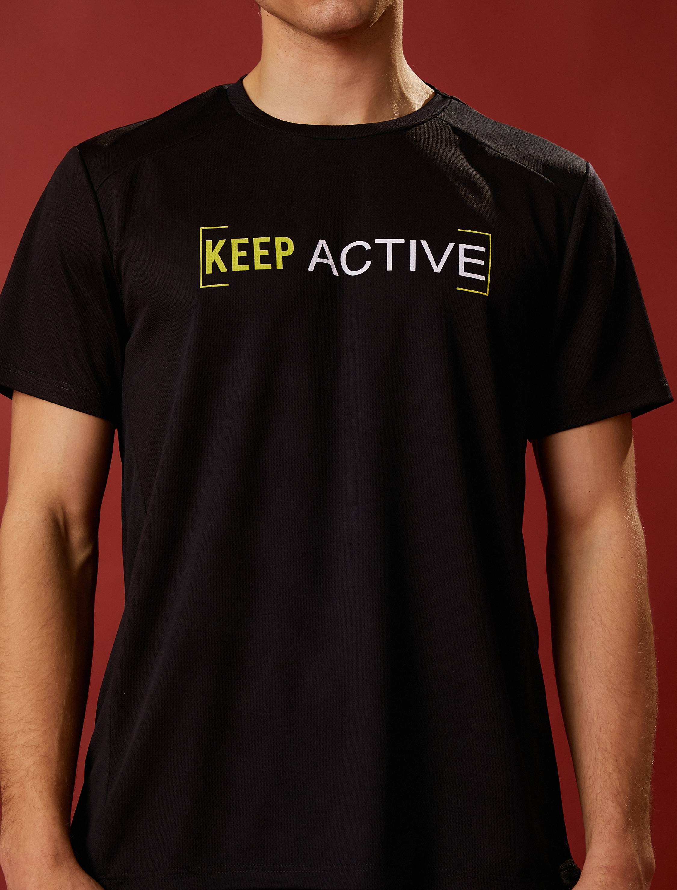   Slogan Detaylı Spor Tişört