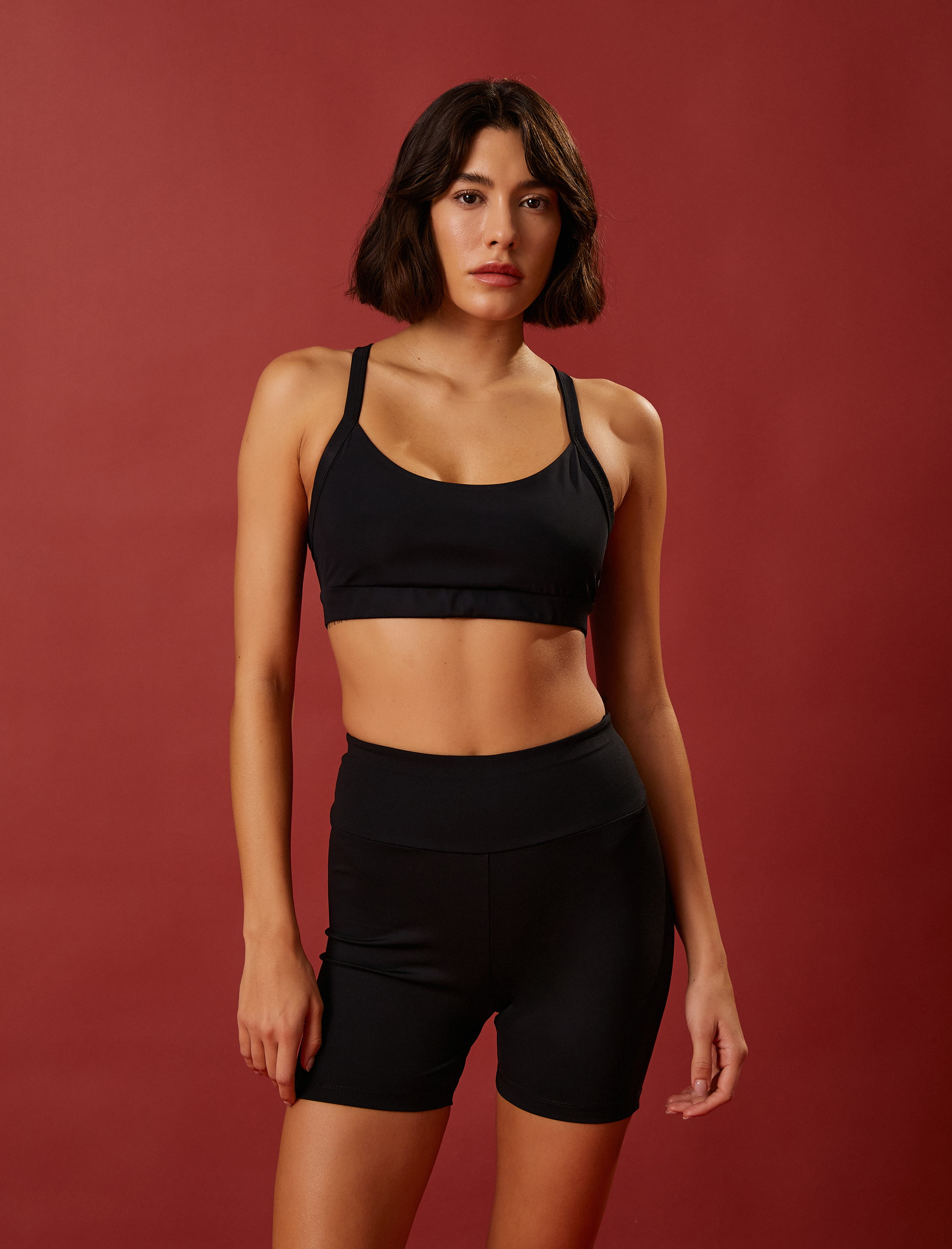   Toparlayıcı Sporcu Sütyeni Sırtı Çapraz Askılı Balensiz