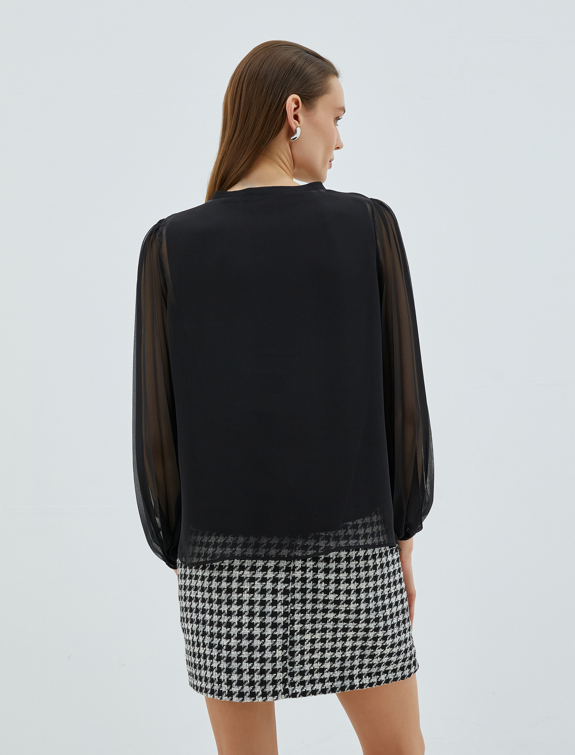   Şifon Bluz Kolları Pilise Detaylı Bisiklet Yaka