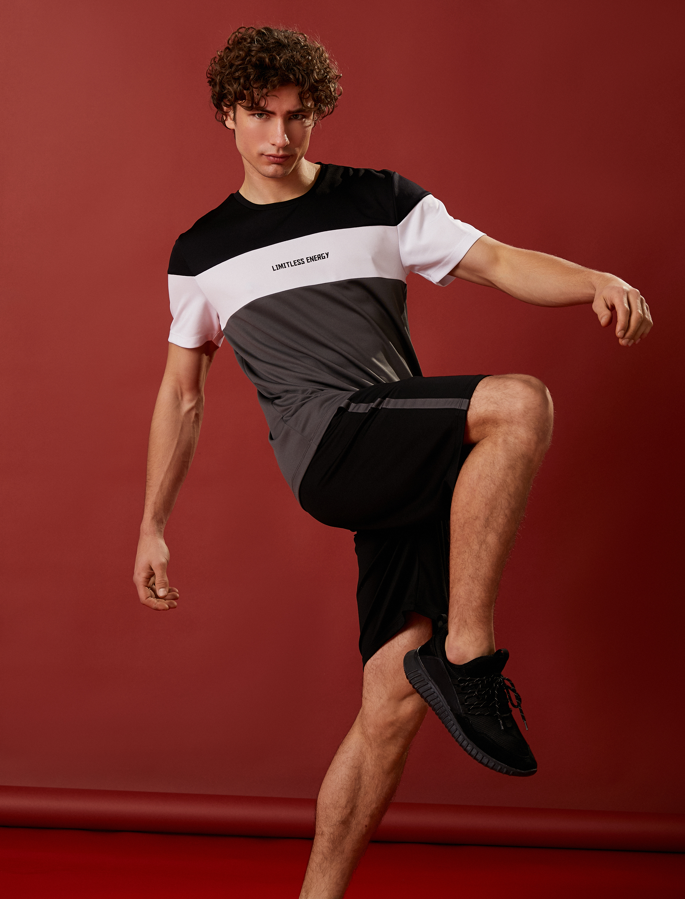   Spor Tişört Slogan Baskılı Renk Bloklu Bisiklet Yaka Nefes Alan Kumaş