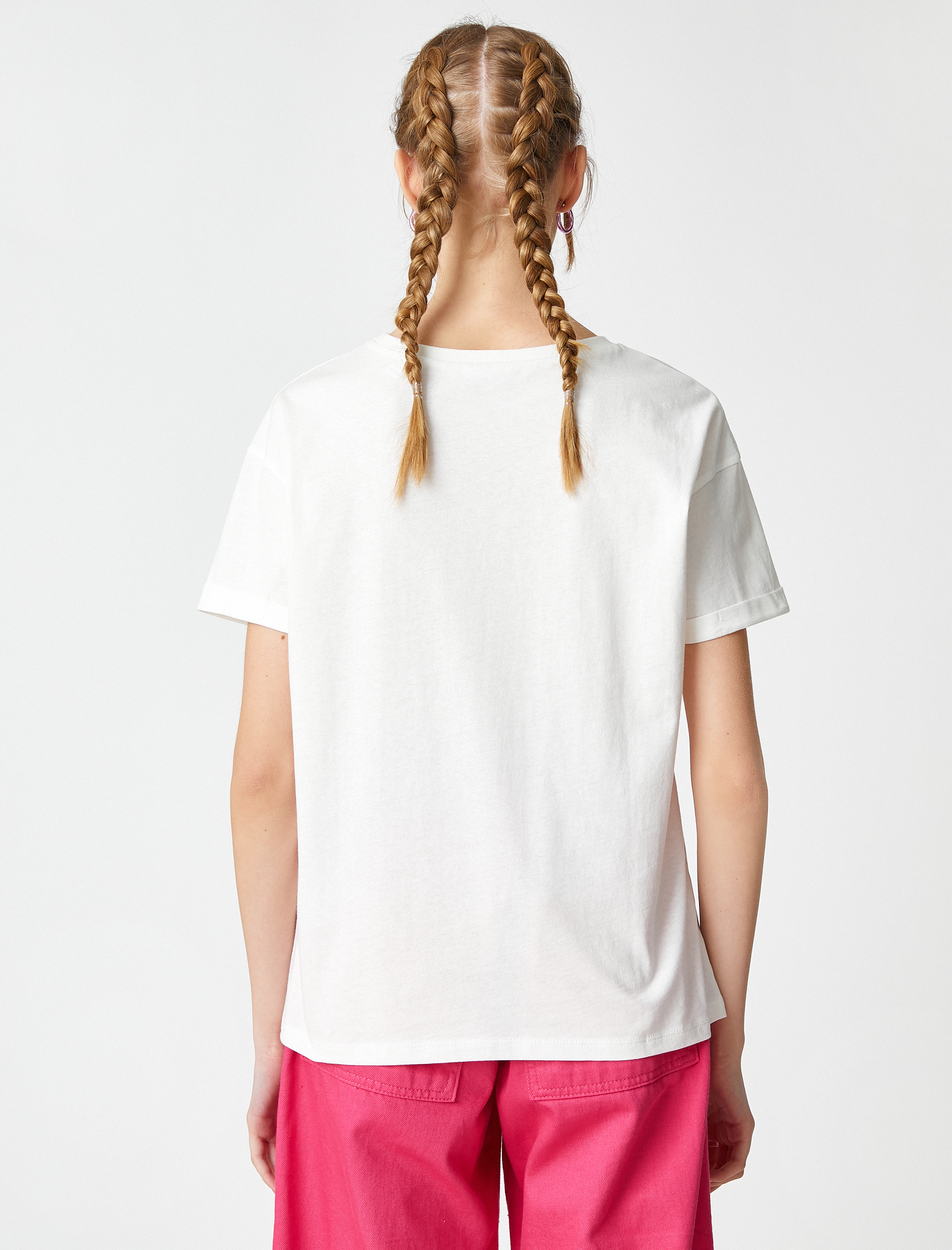   Pamuklu Tişört Kısa Kollu Bisiklet Yaka Cep Detaylı Nakışlı