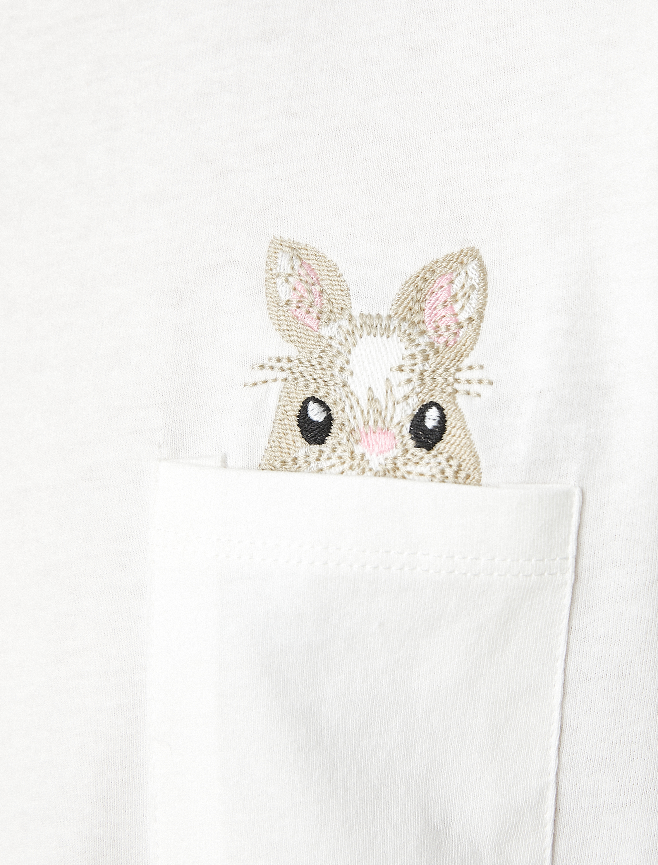   Pamuklu Tişört Kısa Kollu Bisiklet Yaka Cep Detaylı Nakışlı