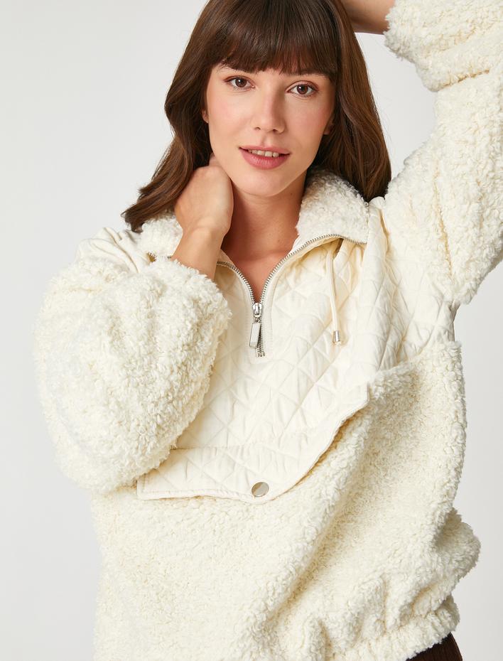  Koton X Şahika Ercümen - Peluş Detaylı Cepli Kapitone Kapüşonlu Sweatshirt