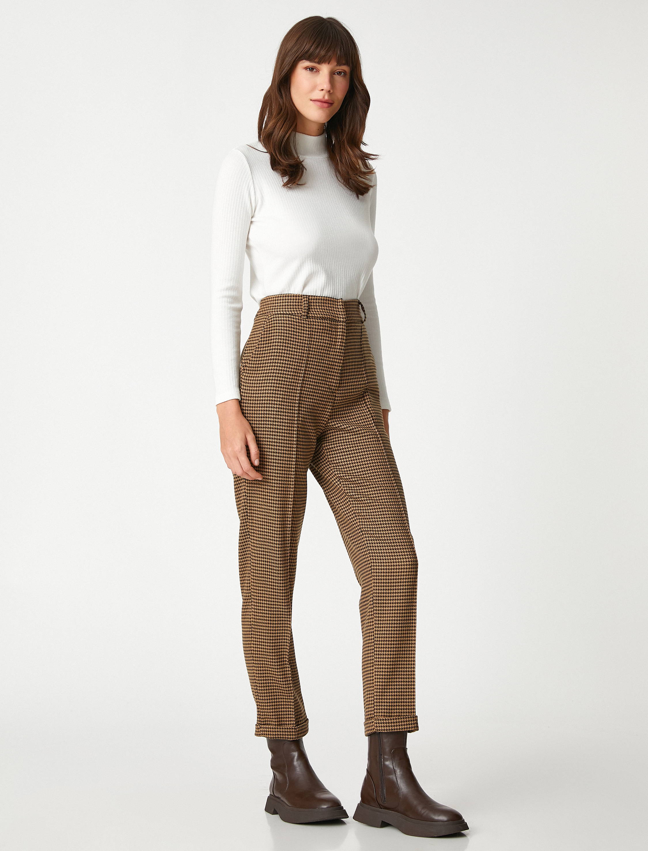   Kazayağı Desenli Havuç Pantolon Nervürlü Cepli