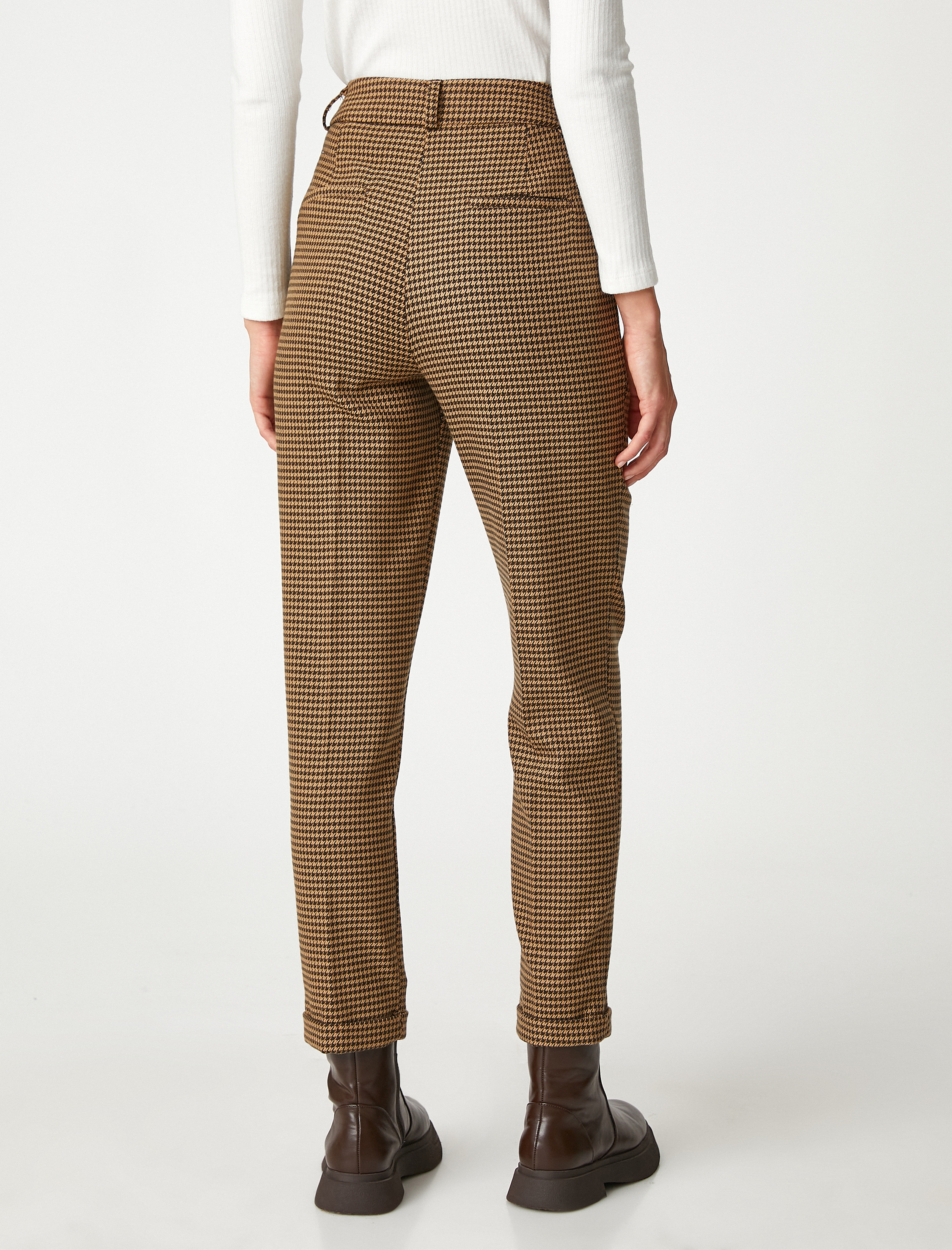   Kazayağı Desenli Havuç Pantolon Nervürlü Cepli