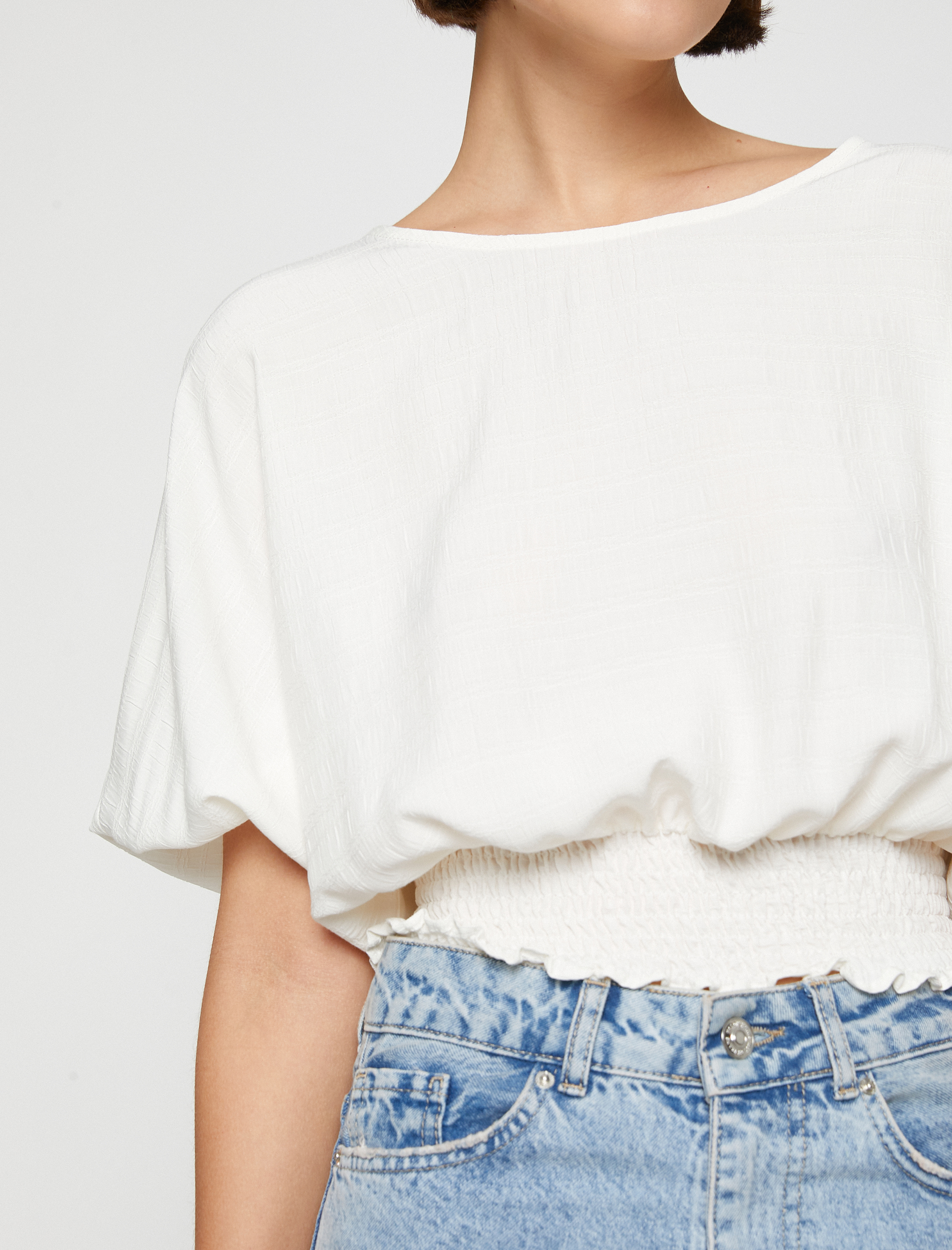   Crop Bluz Gipe Detaylı