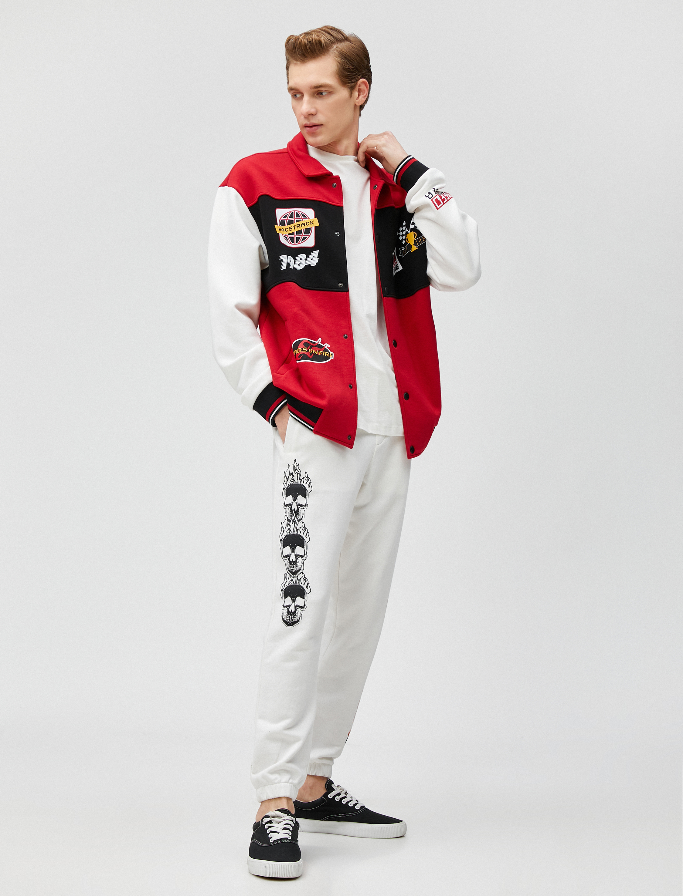   Jogger Eşofman Altı Kuru Kafa Baskılı Cepli Beli Bağcıklı Şardonlu