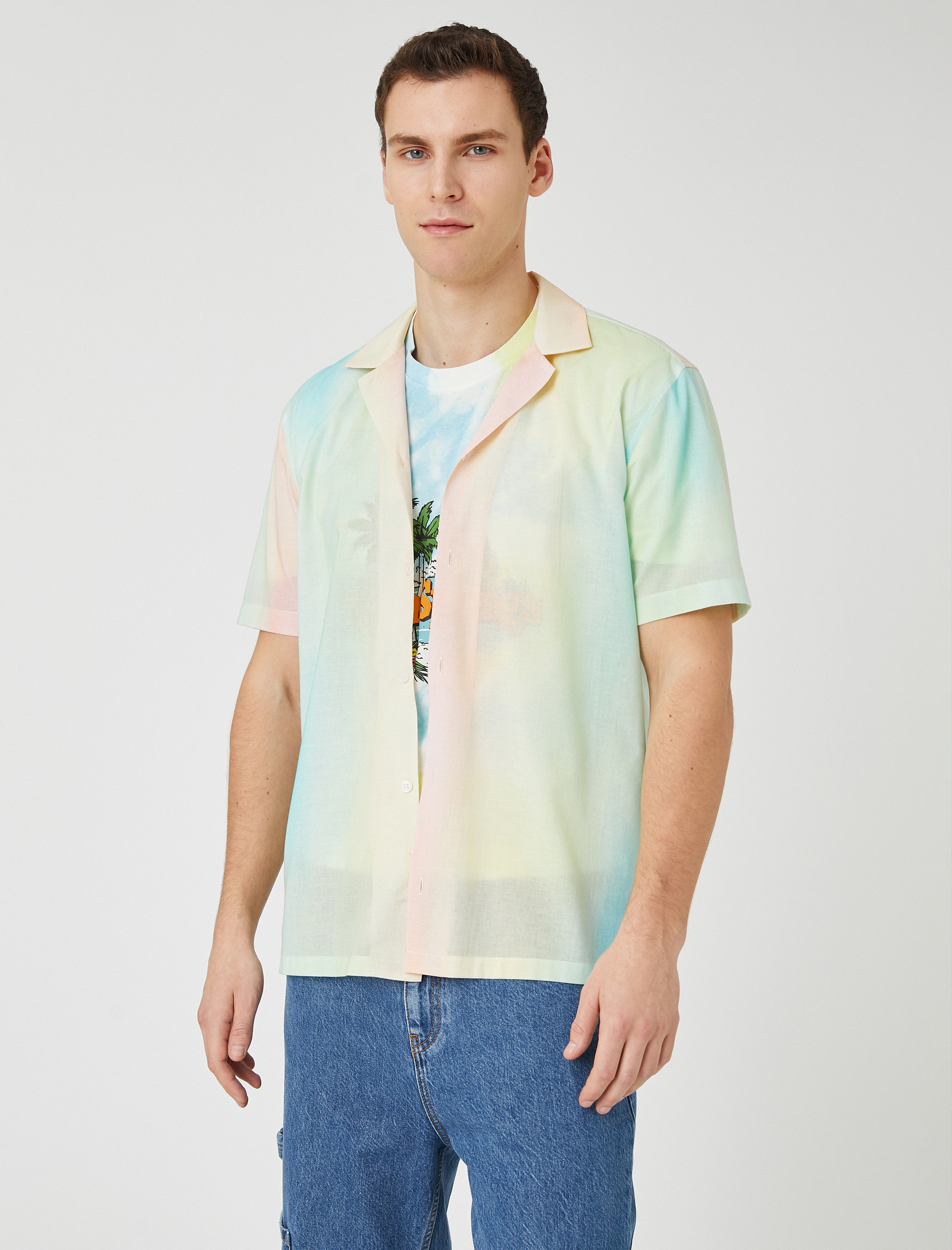   Yazlık Gömlek Kısa Kollu Batik Görünümlü Devrik Yaka