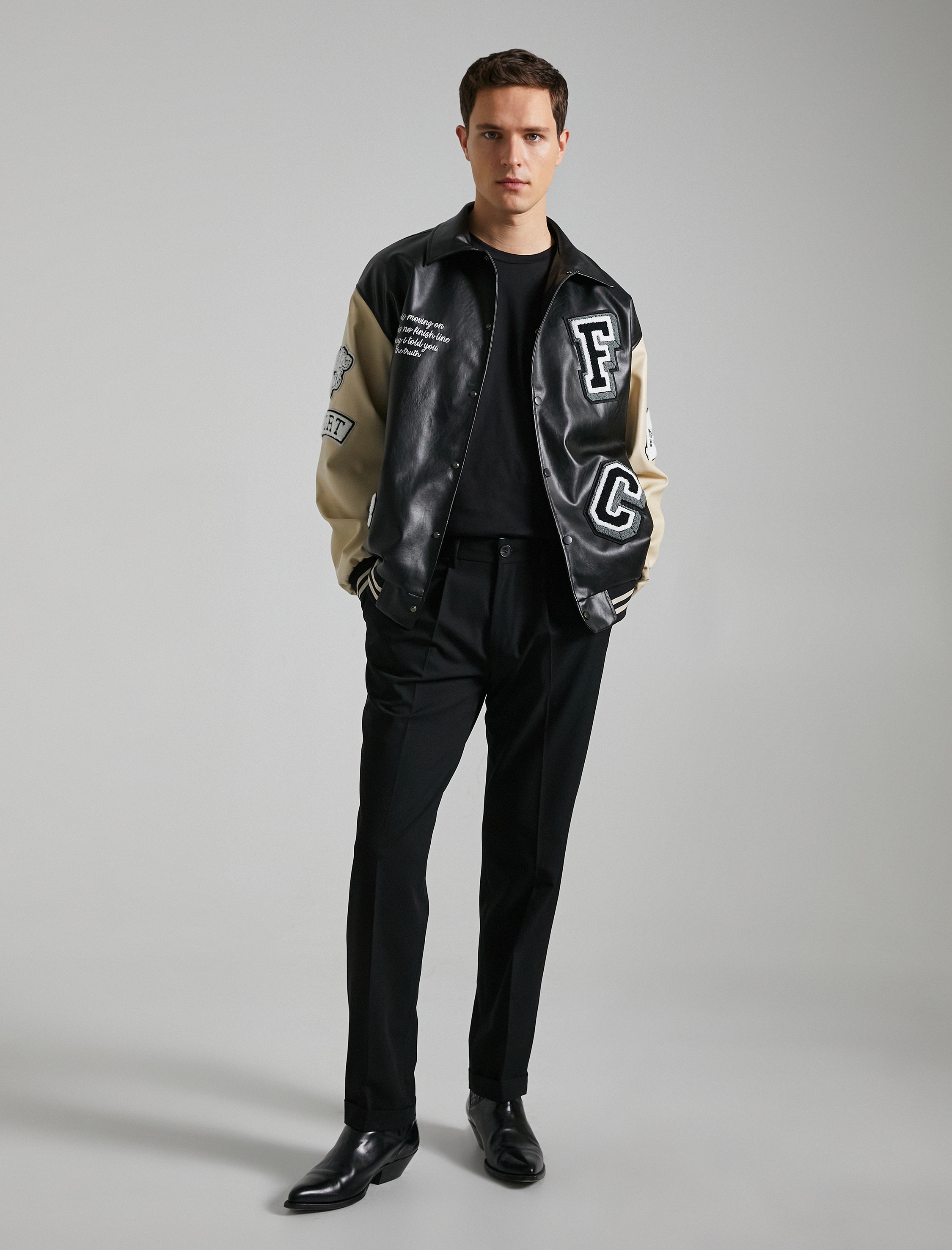   Pileli Pantolon Düğme Detaylı Cepli