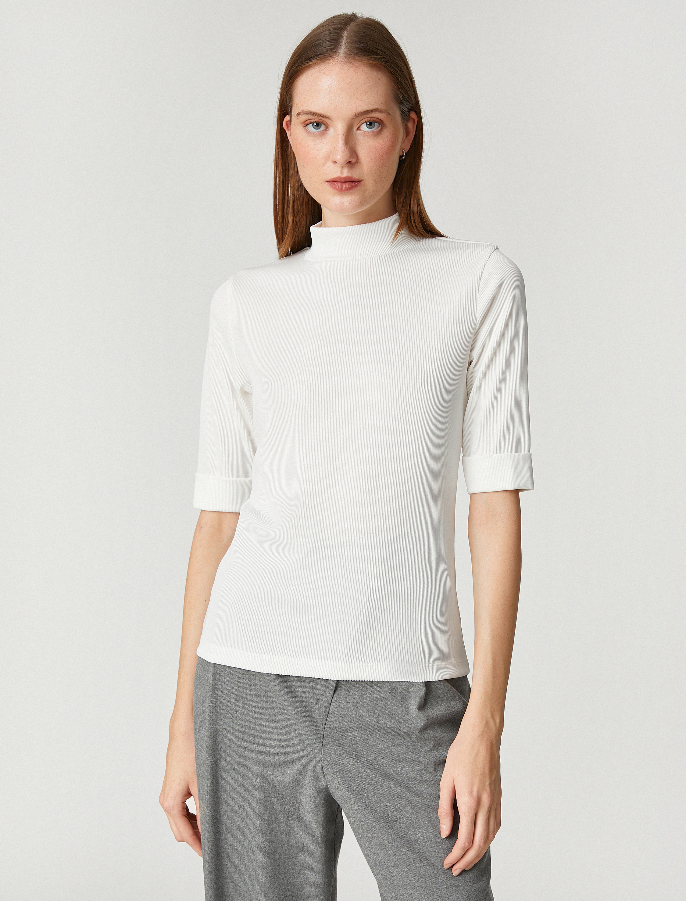   Fitilli Tişört Dik Yaka Kısa Kollu