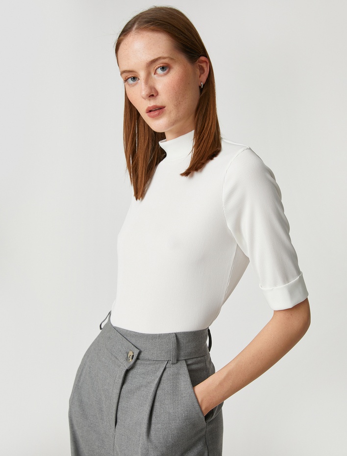  Fitilli Tişört Dik Yaka Kısa Kollu