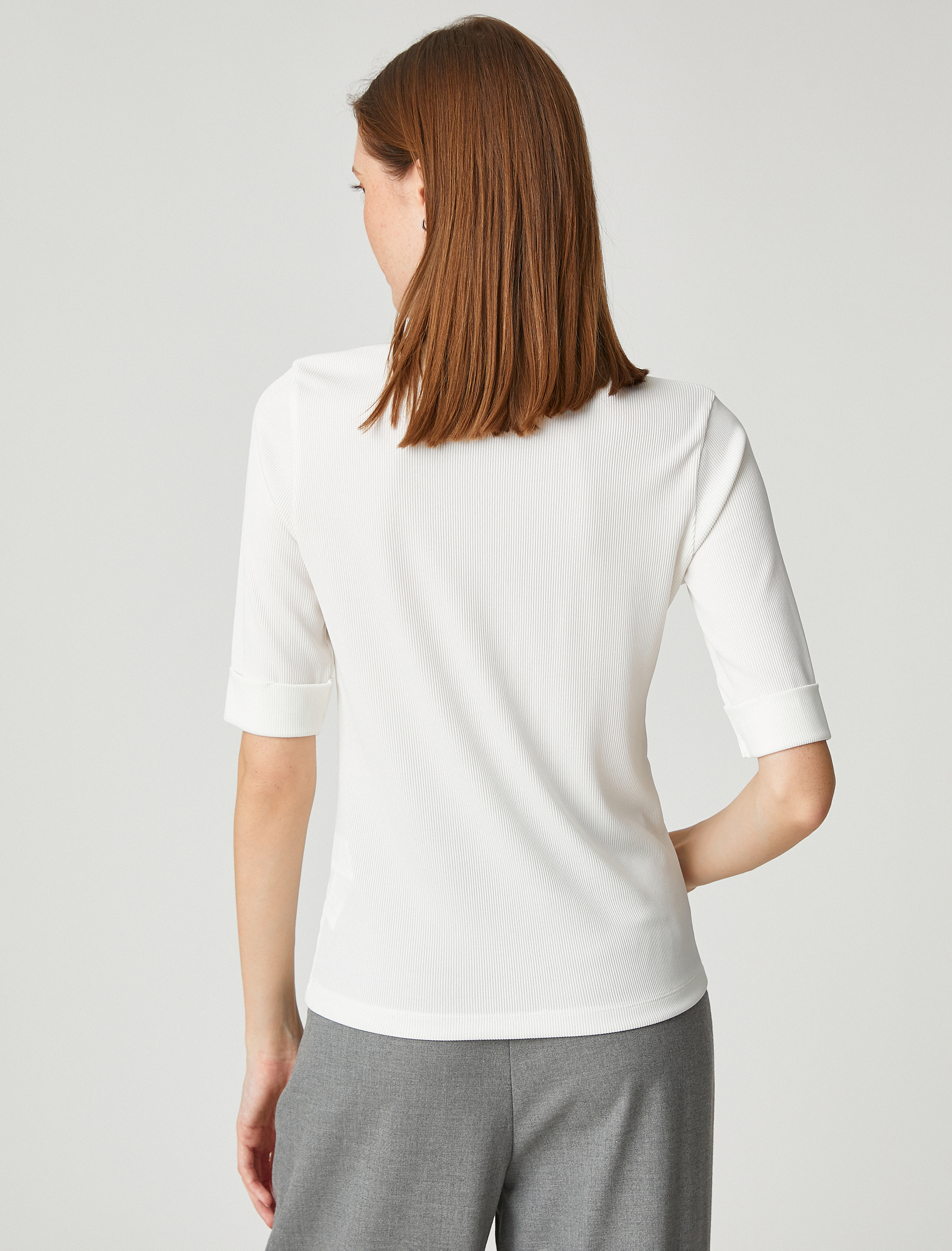   Fitilli Tişört Dik Yaka Kısa Kollu