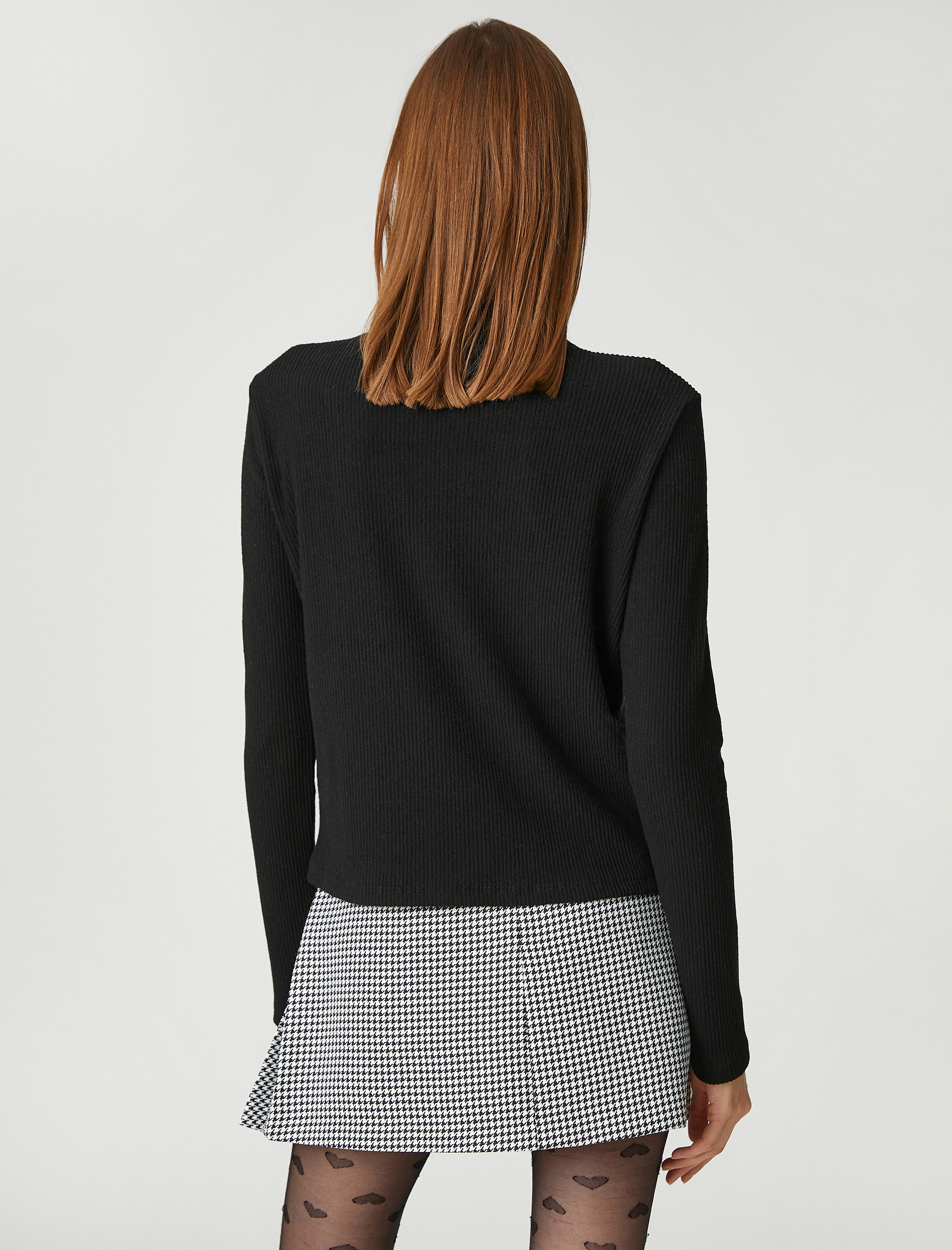   Yarım Balıkçı Yaka Ribanalı Tişört