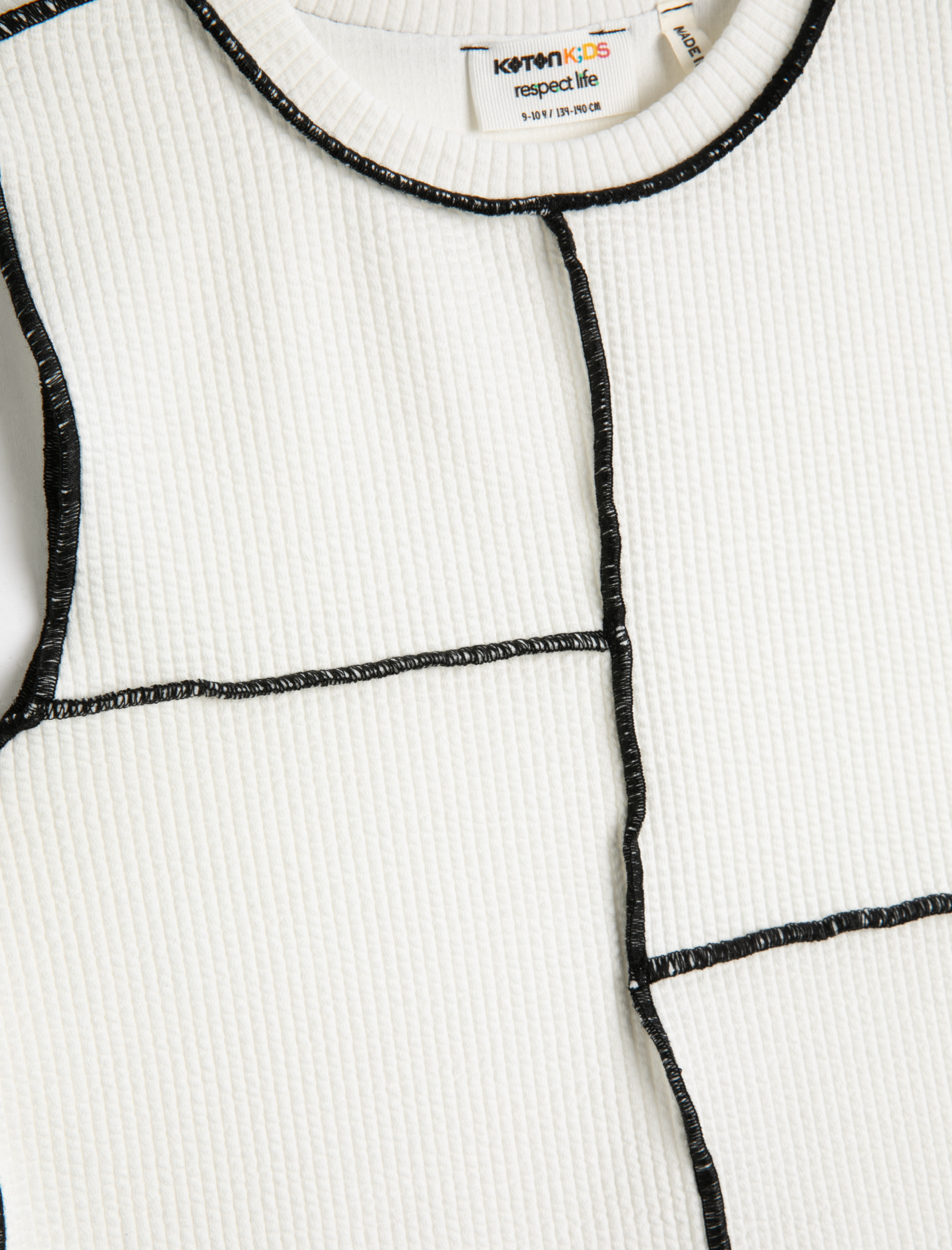  Kız Çocuk Crop Üst Kolsuz Fitilli Bisiklet Yaka Dikiş Detaylı