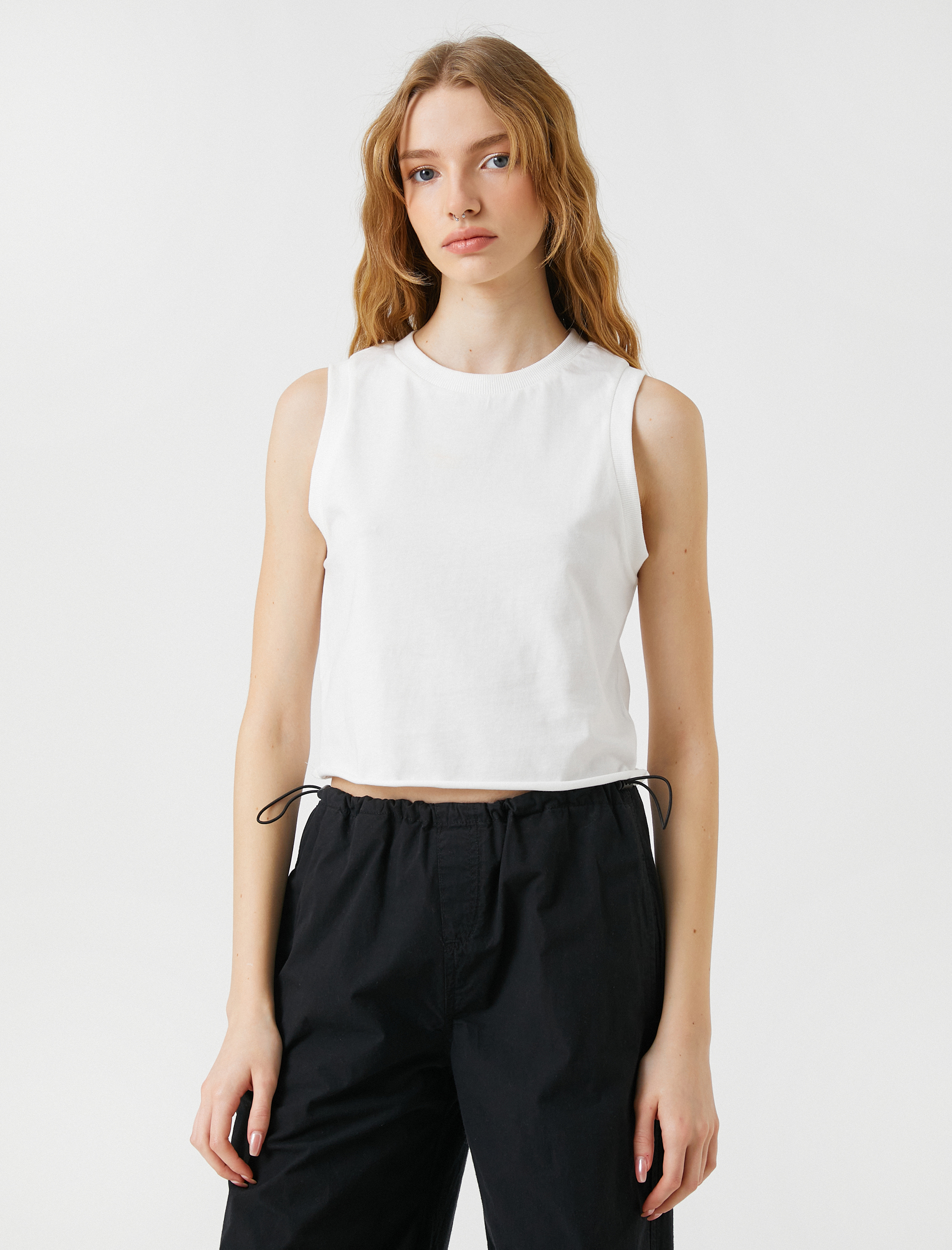   Crop Atlet Pamuklu Bisiklet Yaka Kolsuz