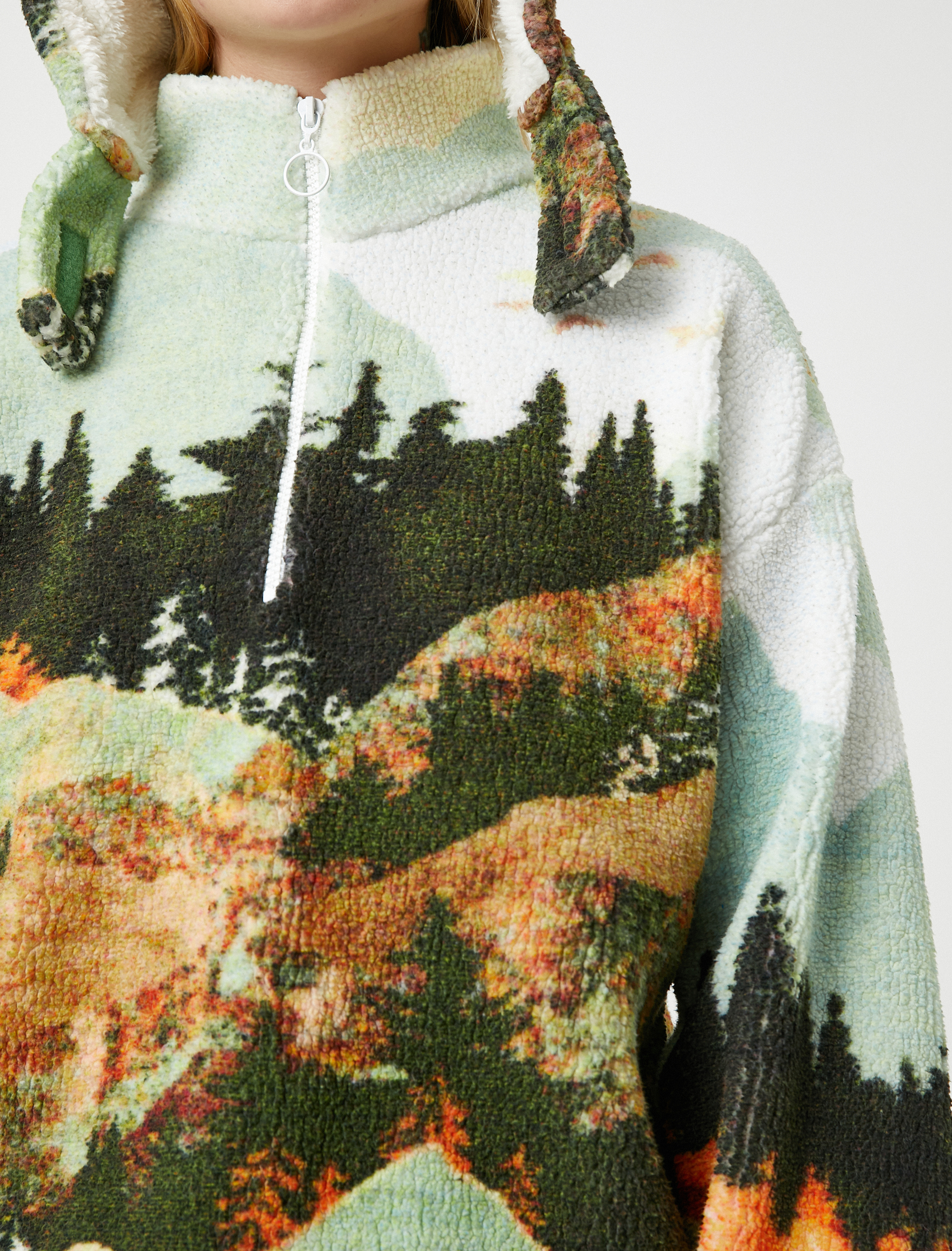   Koton X Şahika Ercümen - Doğa Temalı Peluş Sweatshirt