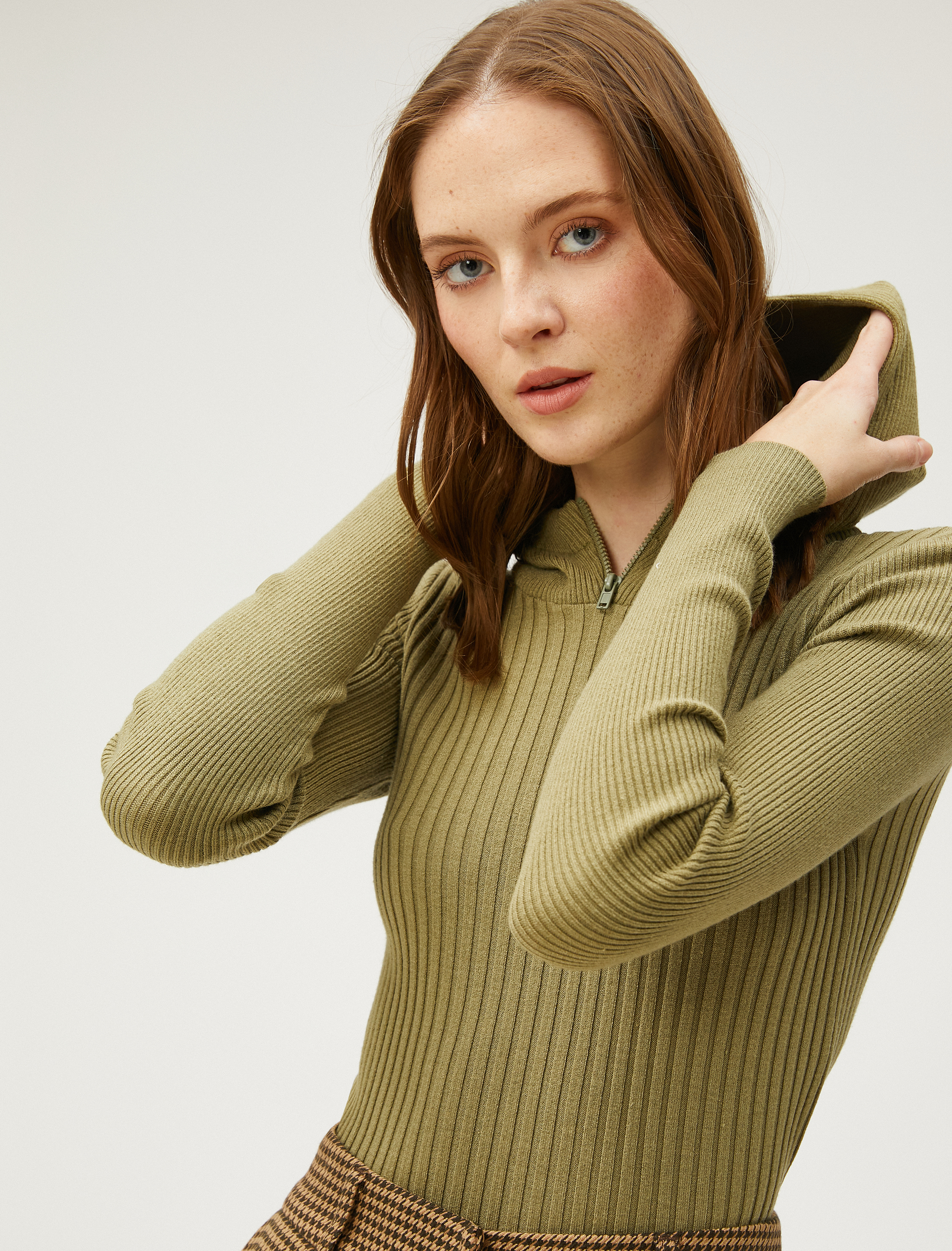   Koton X Şahika Ercümen - Kapüşonlu Ribanalı Triko Kazak