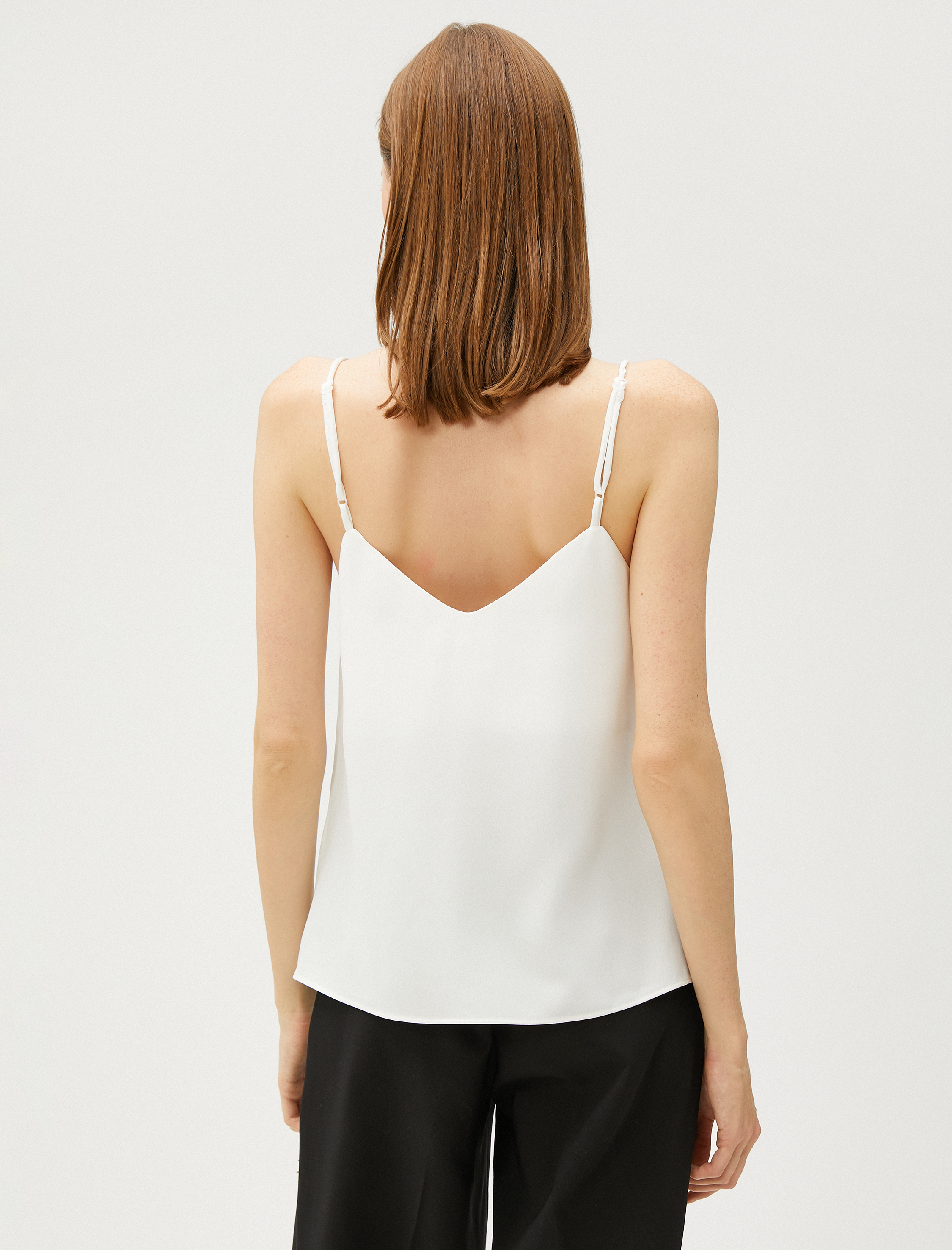   Saten Atlet Askılı V Yaka