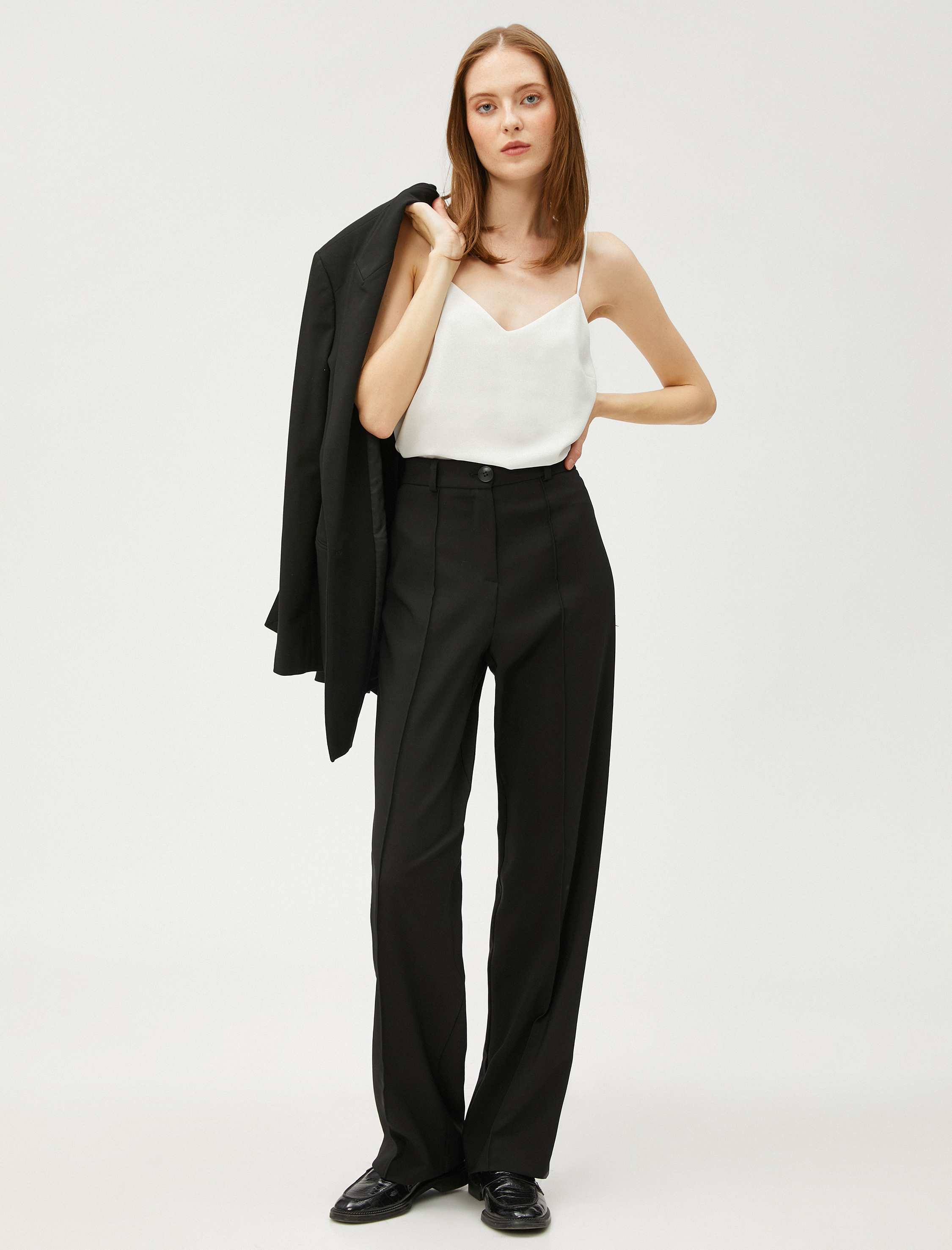   Saten Atlet Askılı V Yaka