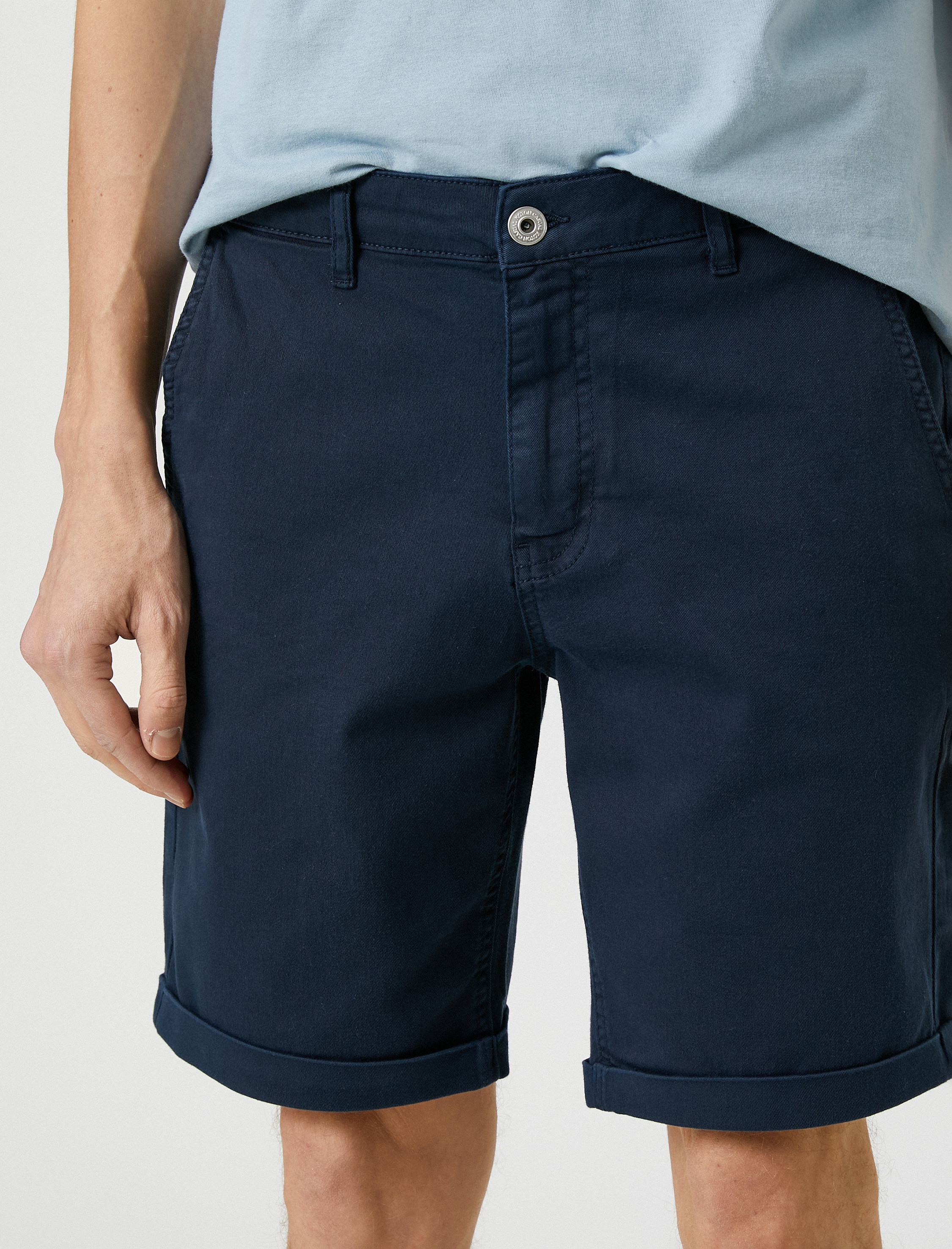   Basic Bermuda Şort Pamuklu Cepli Düğmeli