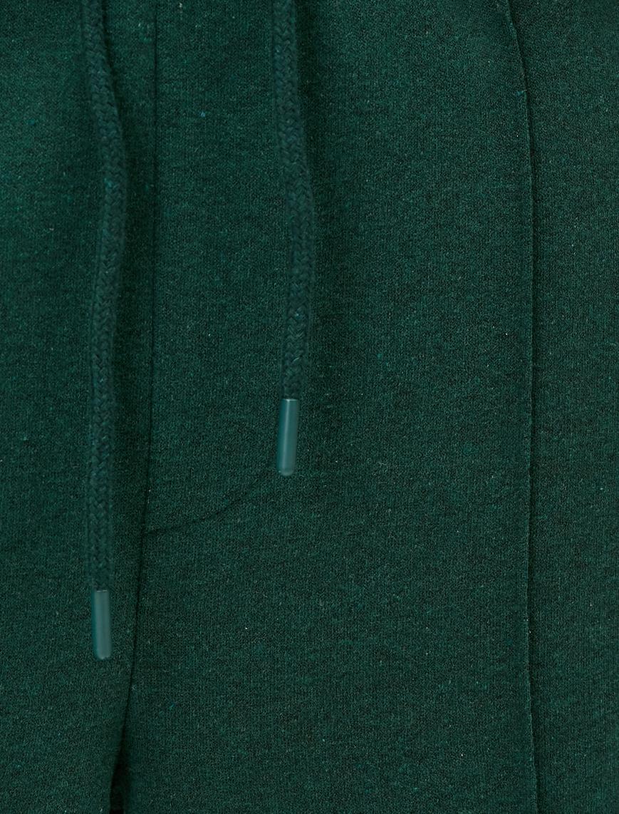   Beli Bağcıklı Şort Dikiş Detaylı Cepli Katlı Paça Dar Kesim