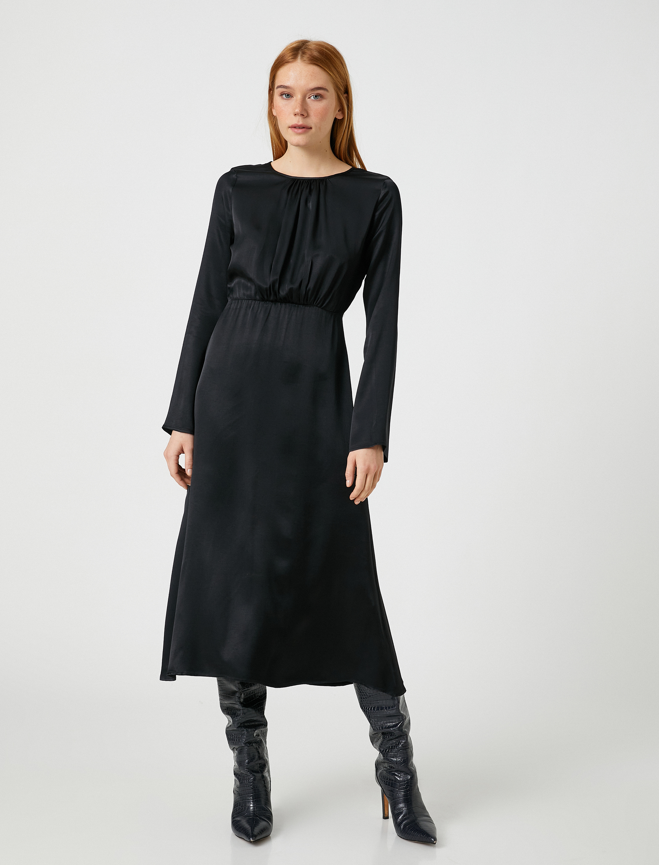   İpek Görünümlü Uzun Elbise Yuvarlak Yaka Uzun Kollu