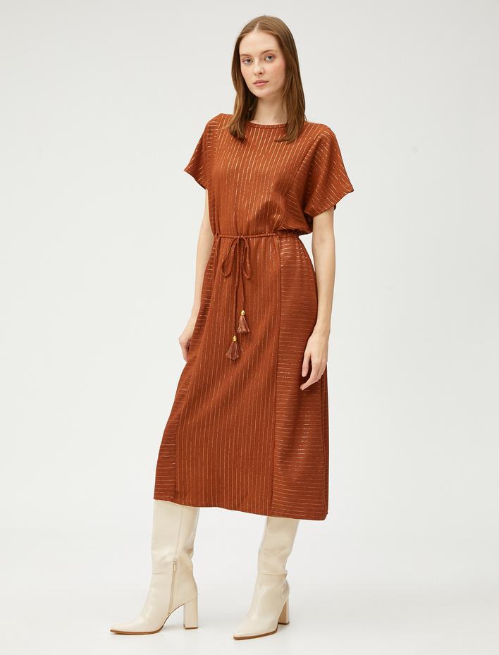  Midi Boy Elbise Beli Bağlamalı Kısa Kollu