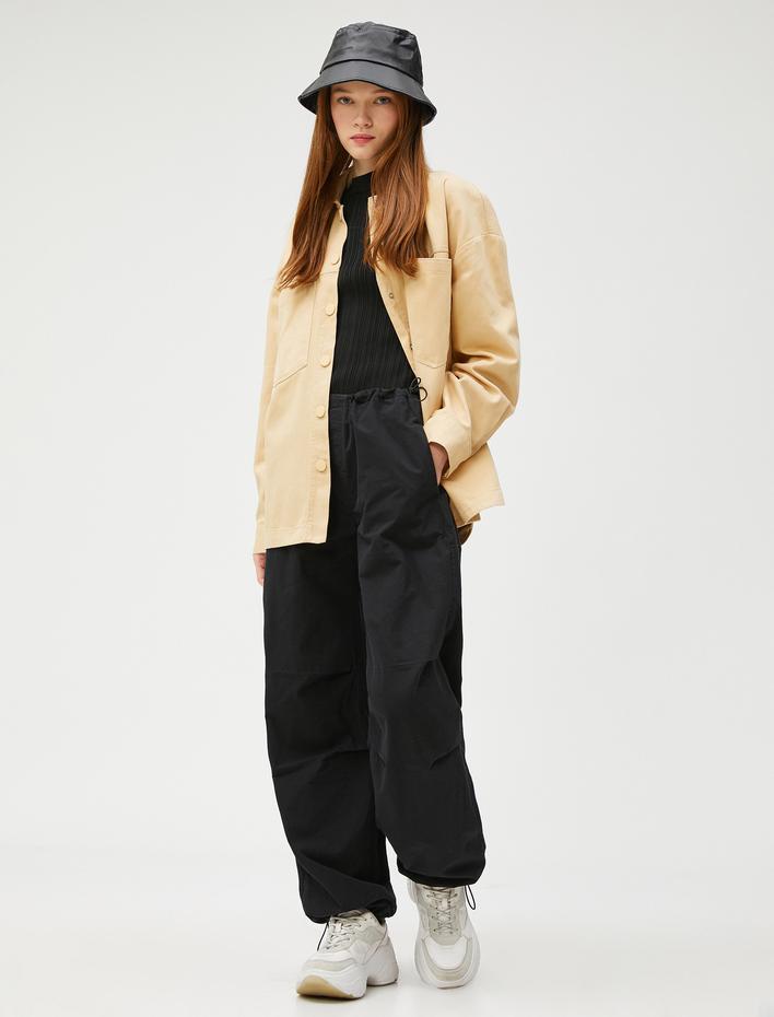  Oversize Gömlek Ceket Sırtı Grafiti Baskılı Cepli Çıtçıt Kapama