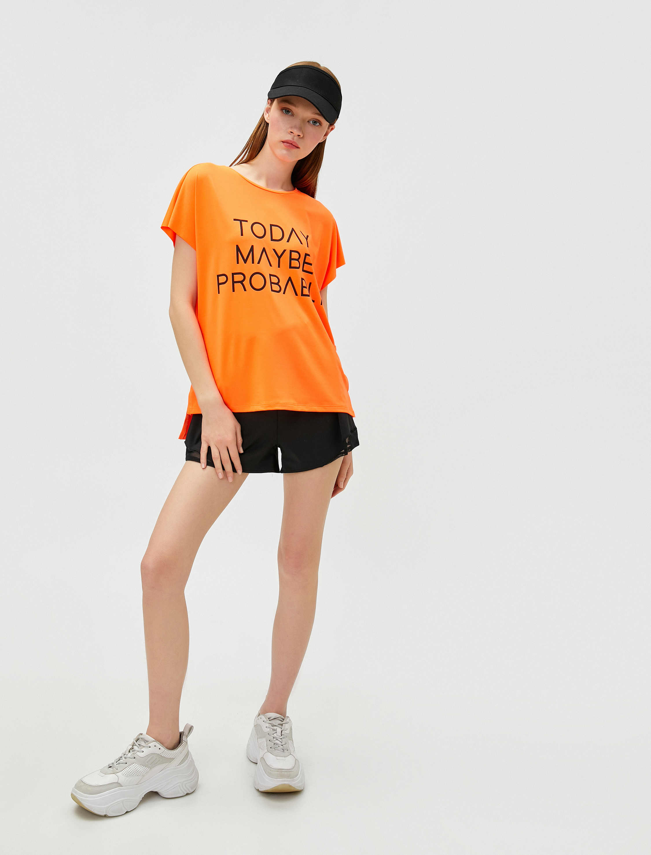 Koton Oversize Spor Tişört Slogan Baskılı. 2