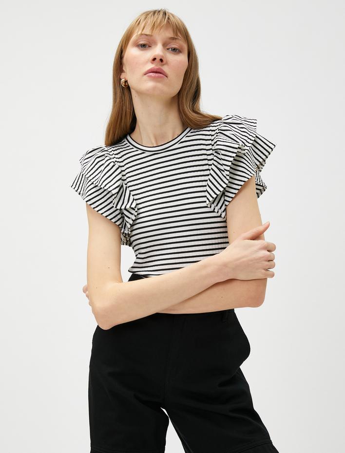  Kolları Fırfırlı Tişört Bisiklet Yaka