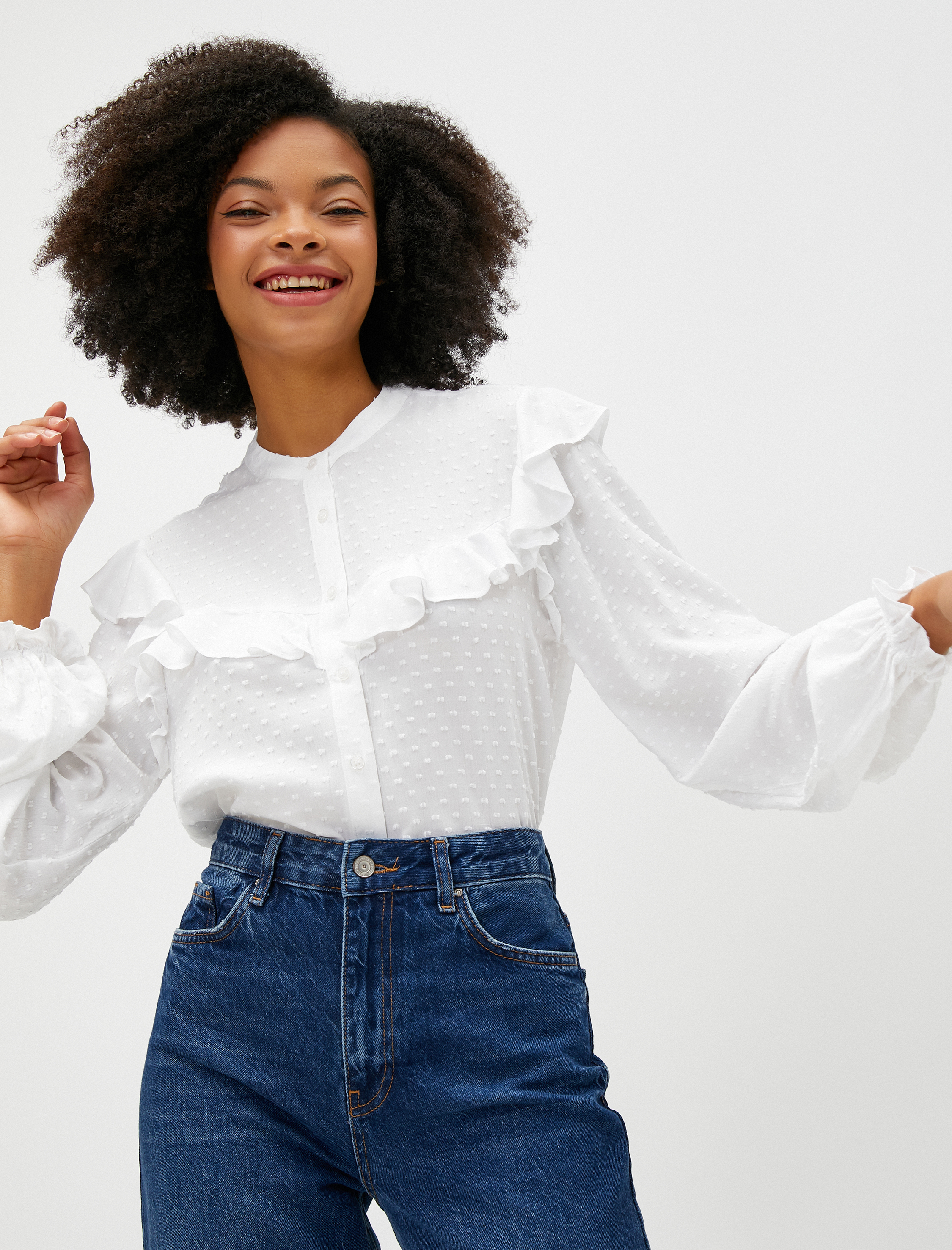   Balon Kollu Bluz Viskon Bisiklet Yaka Fırfırlı Düğmeli