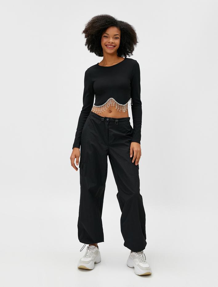  Crop Tişört Uzun Kollu Sallantılı Taş Detaylı Fitilli