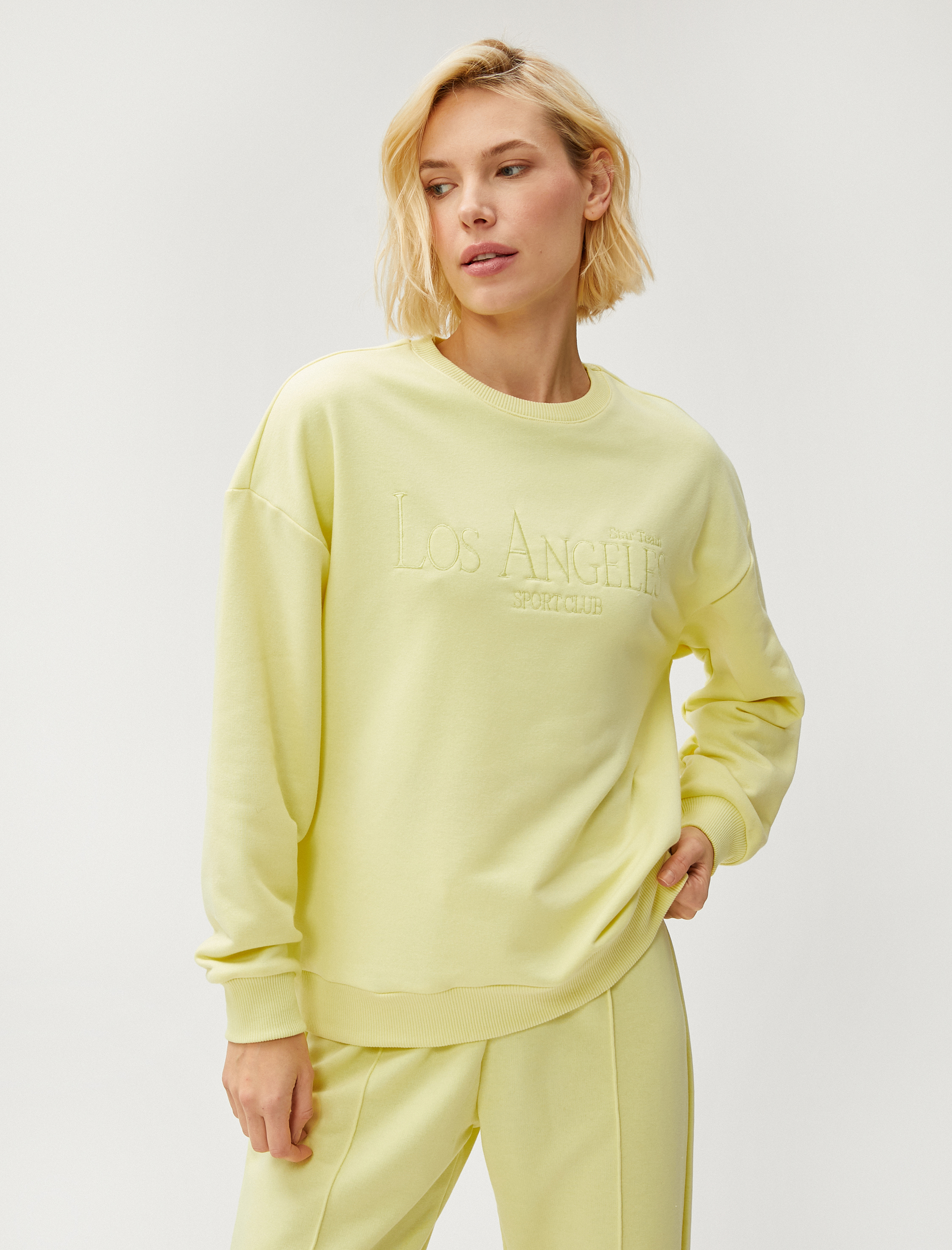   Yazı İşlemeli Sweatshirt Bisiklet Yaka