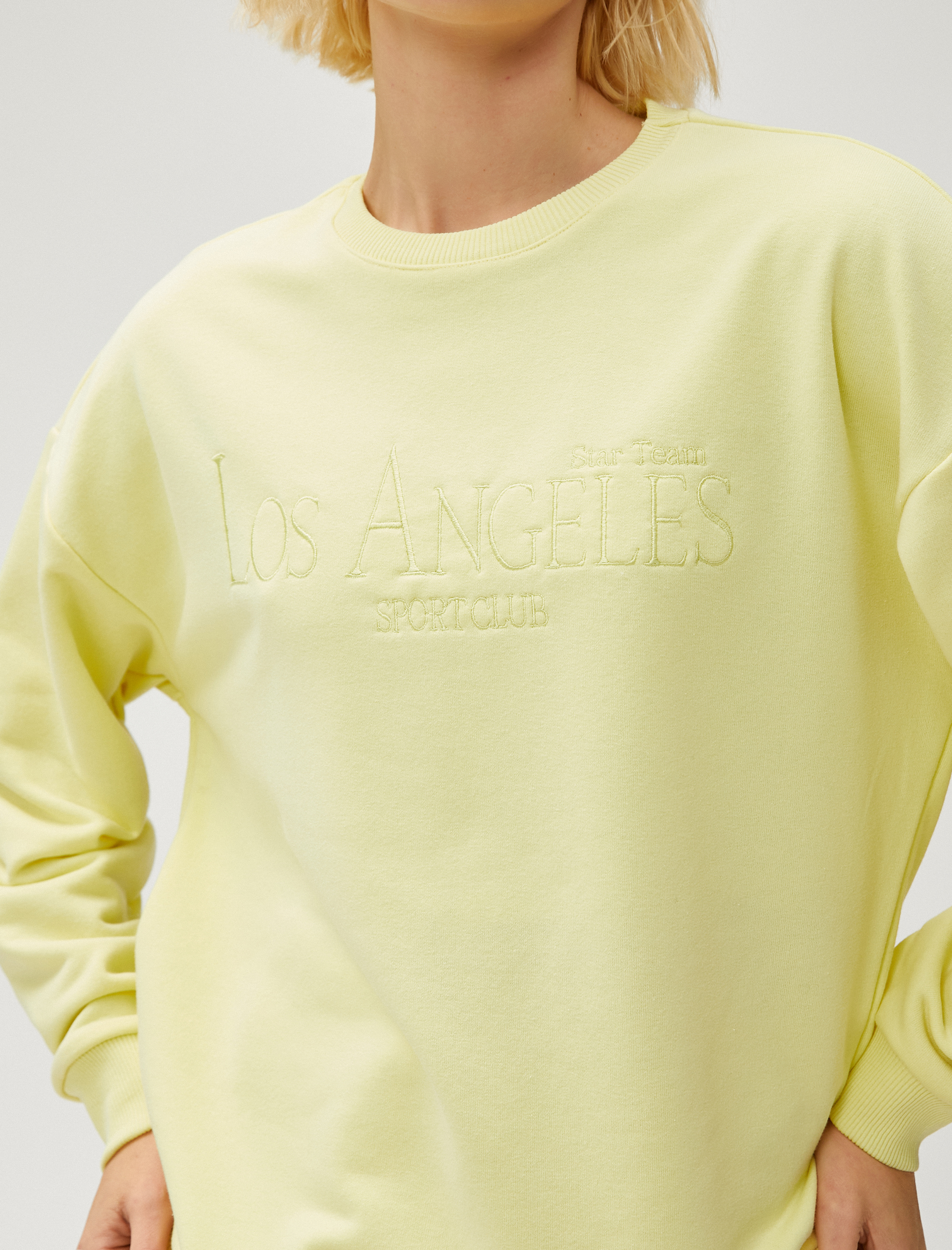   Yazı İşlemeli Sweatshirt Bisiklet Yaka