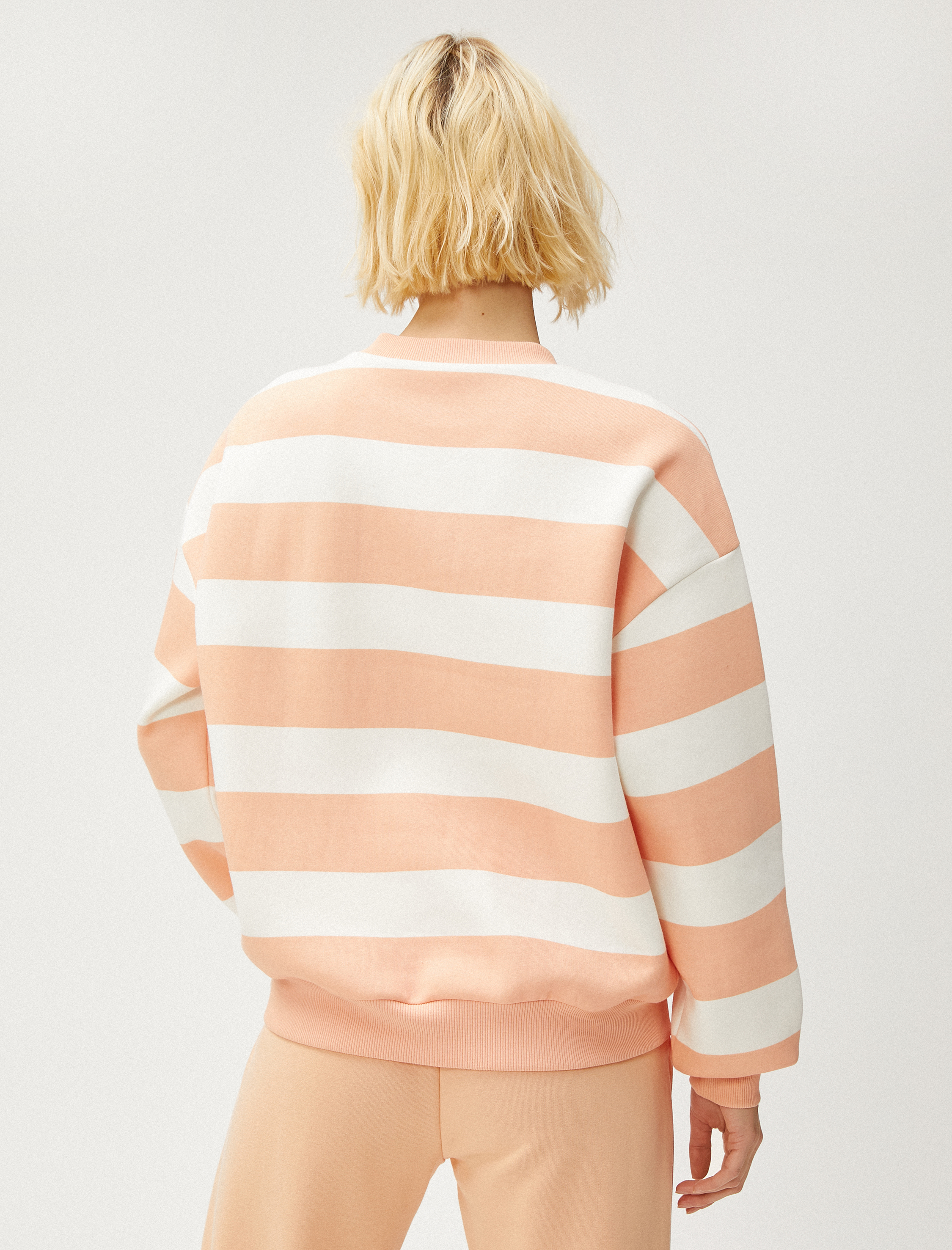   Basic Sweatshirt Bisiklet Yaka