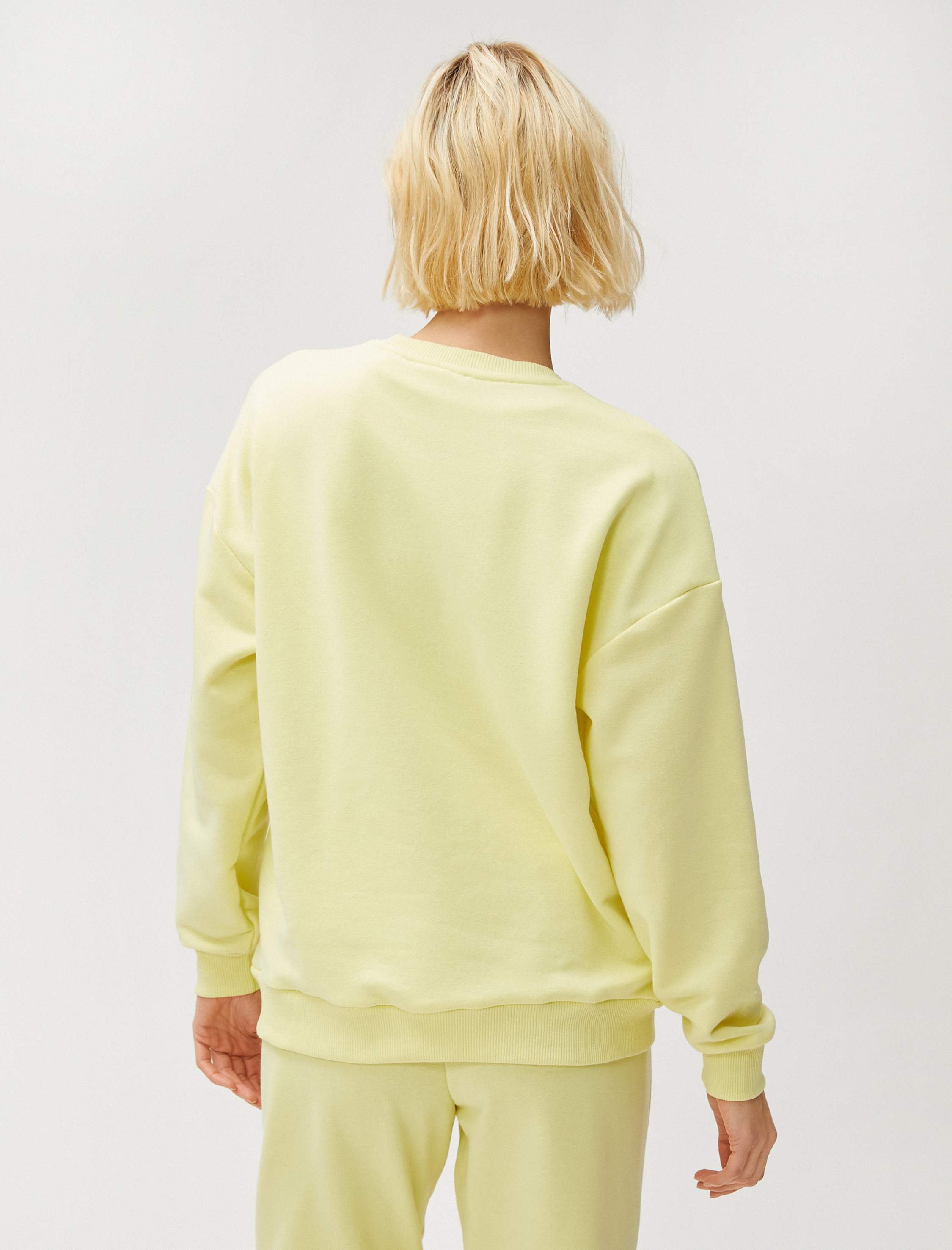   Yazı İşlemeli Sweatshirt Bisiklet Yaka