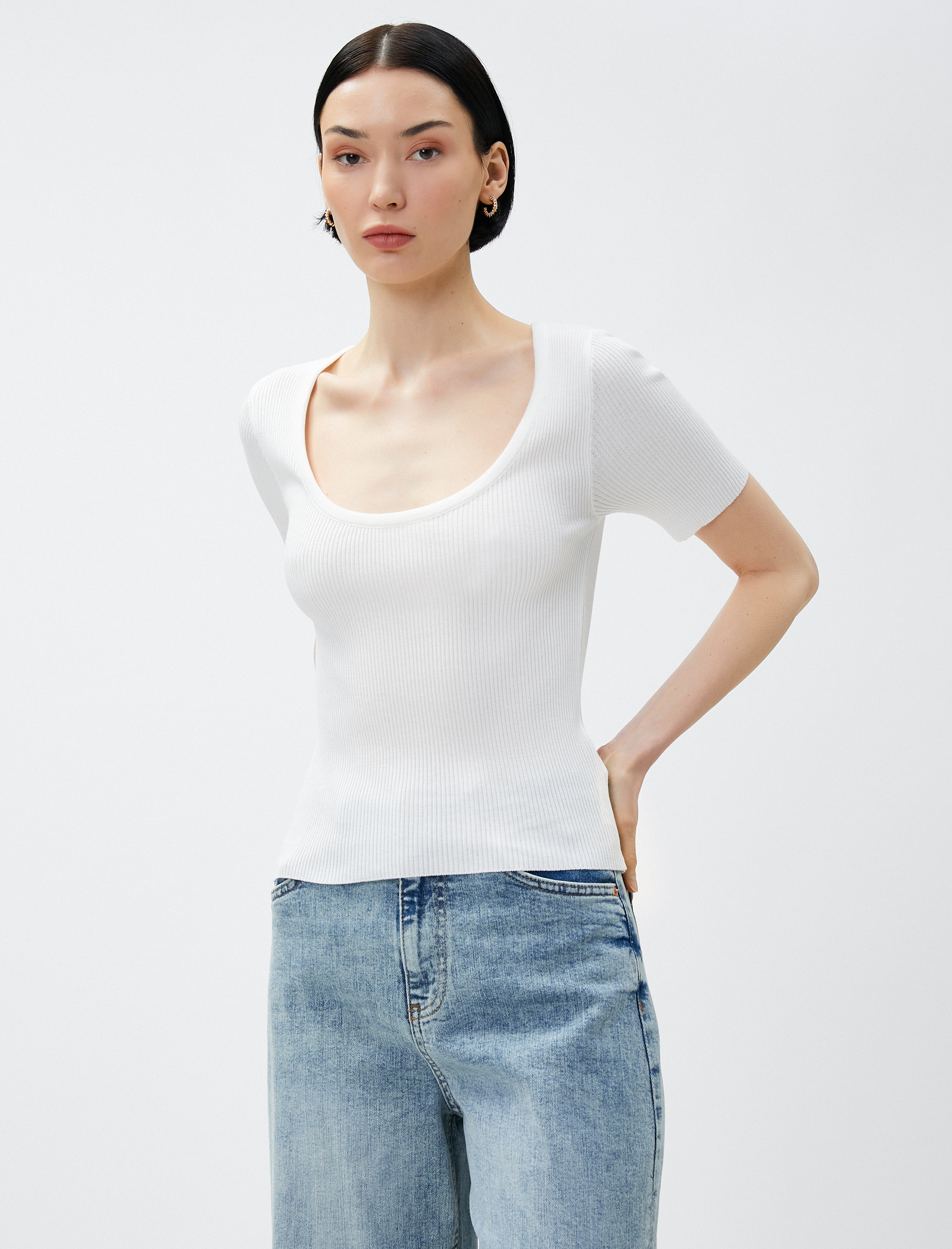   Kısa Kollu Triko Kazak U Yaka