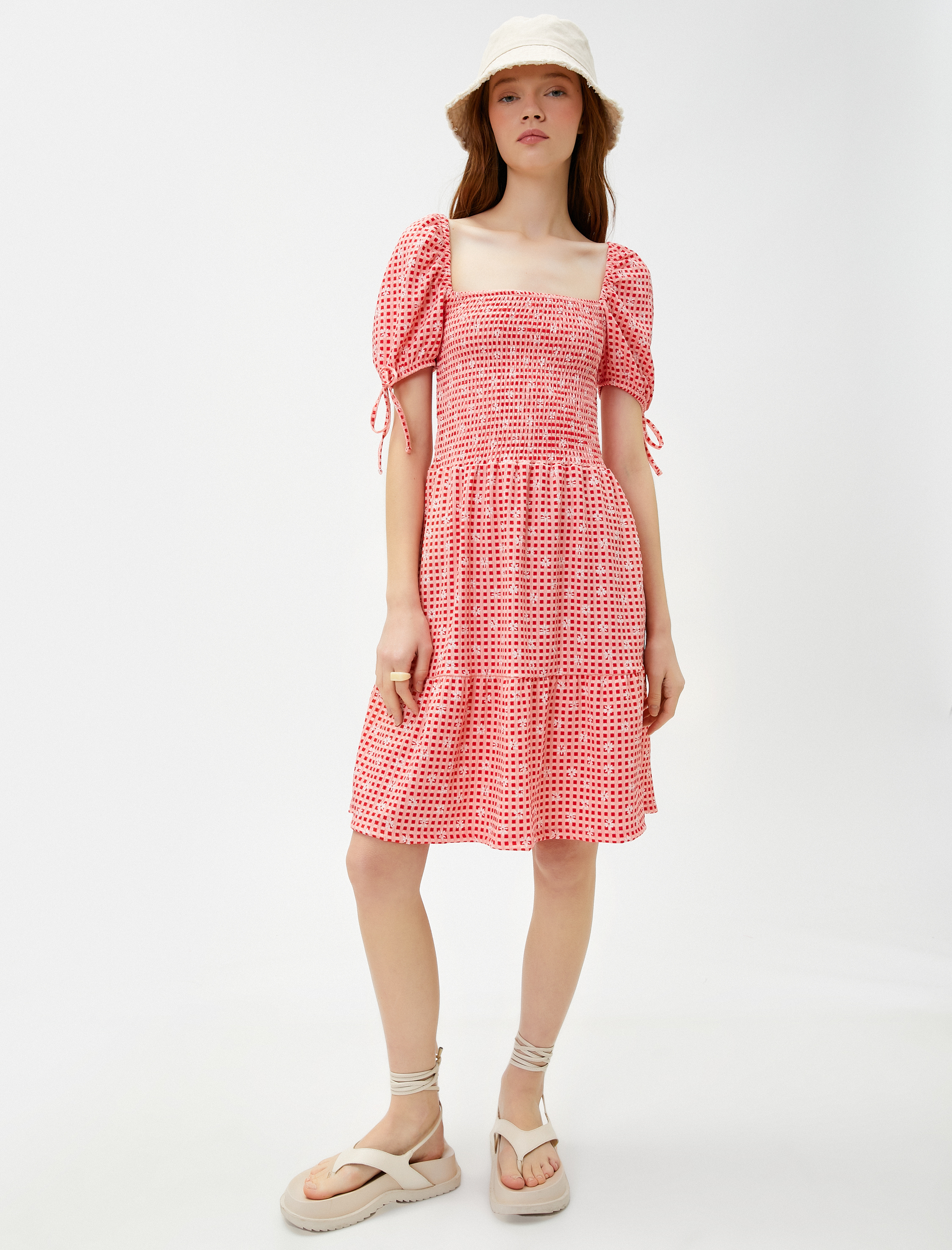   Mini Elbise Balon Kollu Kare Yaka Gipeli Bürümcük