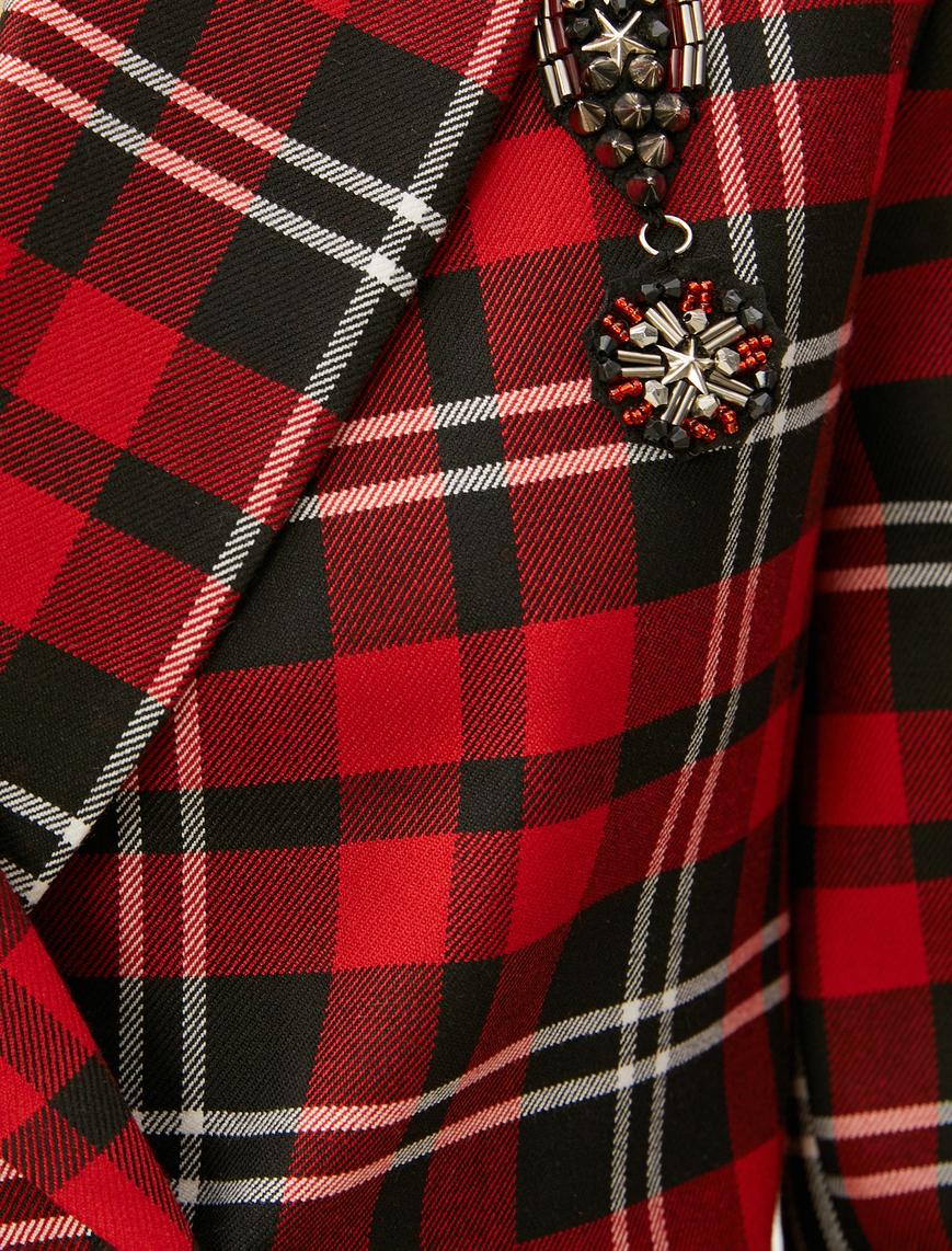   Crop Blazer Ceket Madalya Detaylı Düğmeli