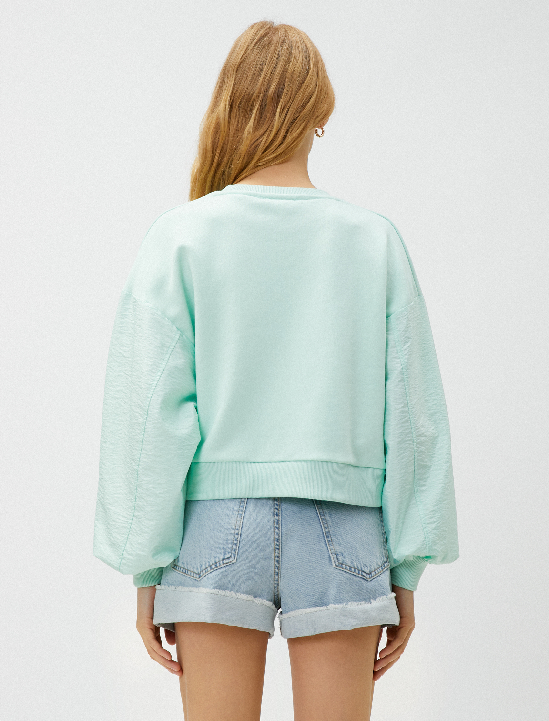   Crop Sweatshirt Kol Detaylı