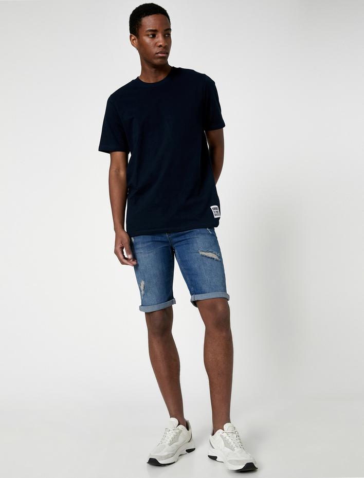  Yırtık Kot Şort Katlı Paça Detaylı Düğmeli