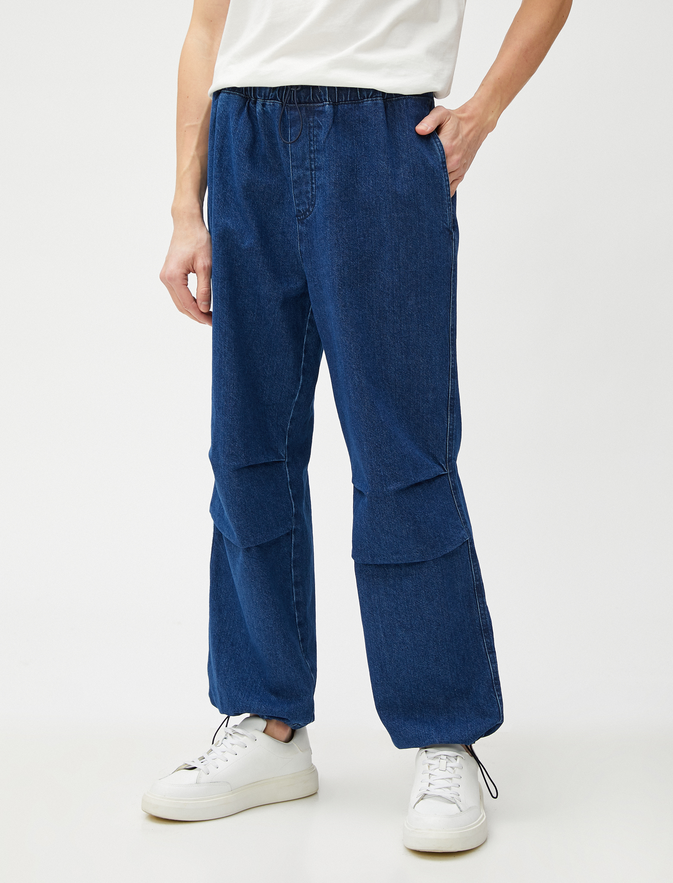 Koton Kot Paraşüt Pantolon Cep Detaylı Beli ve Paçası Stoperli Pamuklu. 3